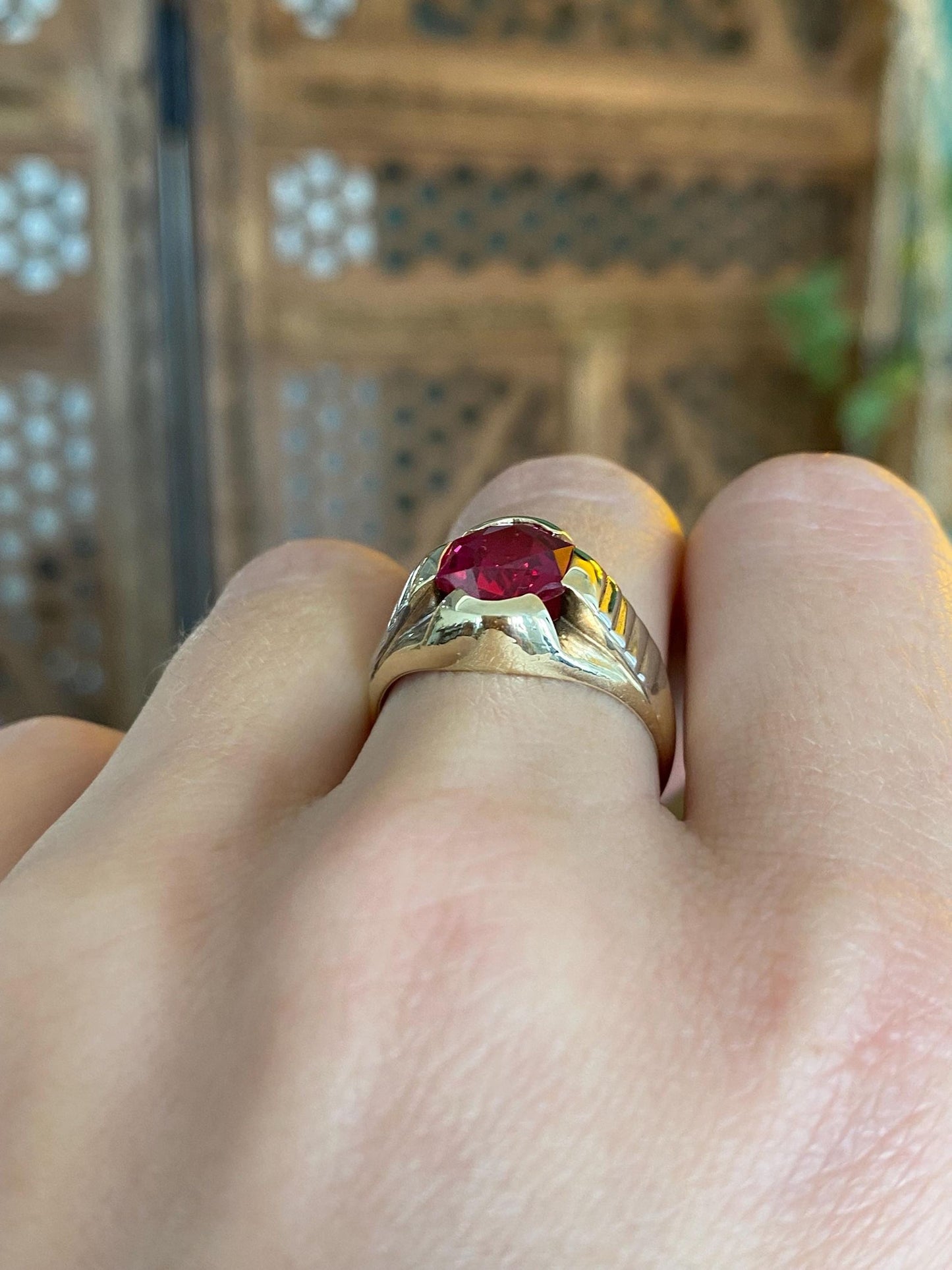 Vintage Solid 10k White & Yellow Gold Pink Sapphire Signet Ring - Size 7.25