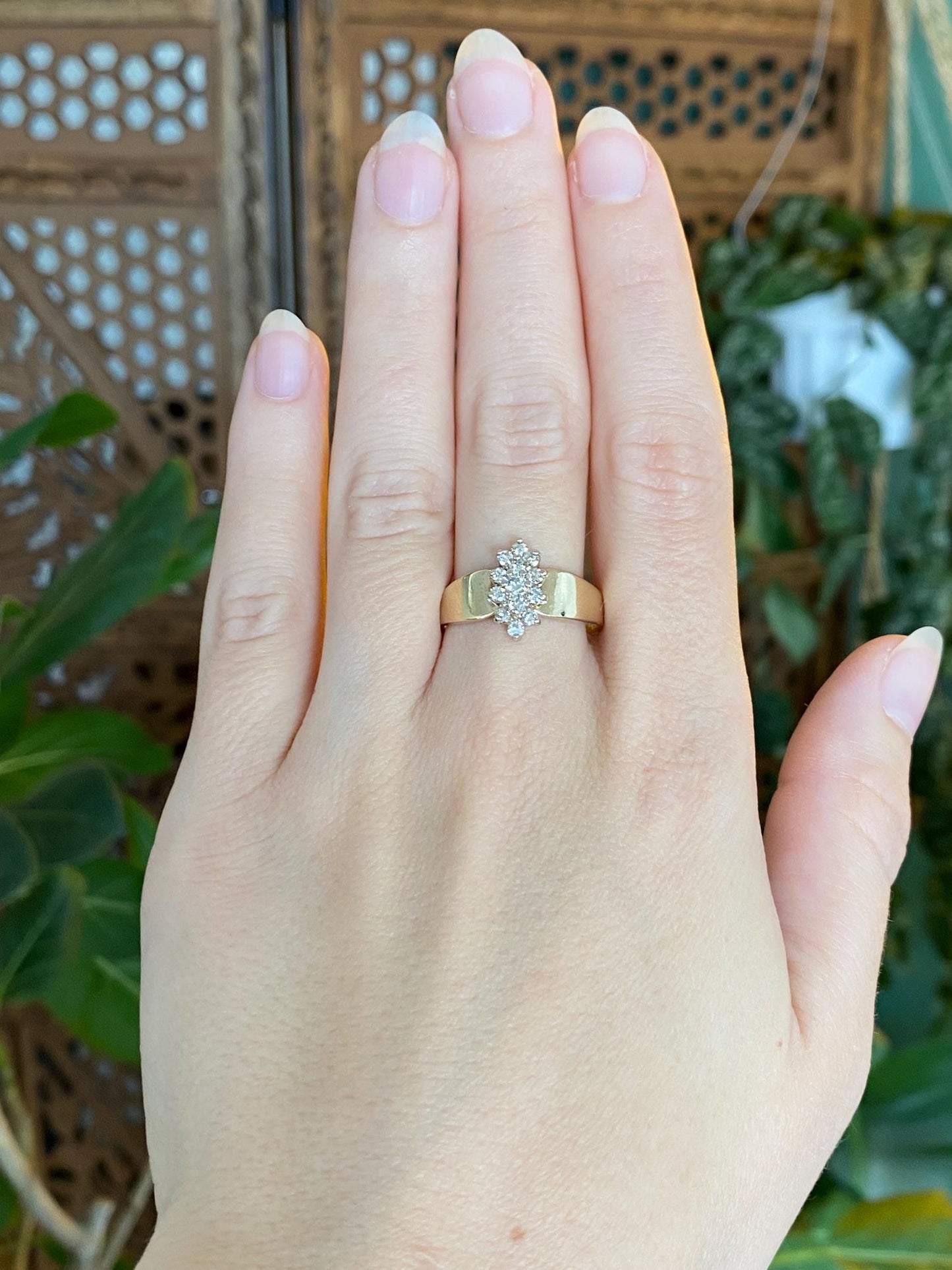 Vintage Solid 14k Yellow Gold Diamond Cluster Ring - Size 9.75