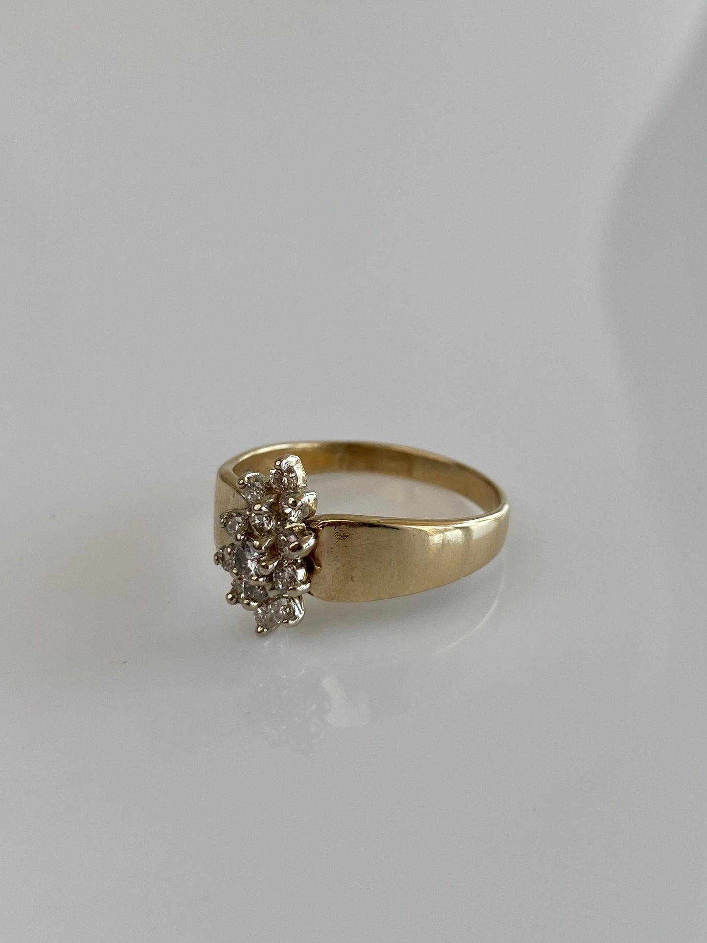 Vintage Solid 14k Yellow Gold Diamond Cluster Ring - Size 9.75