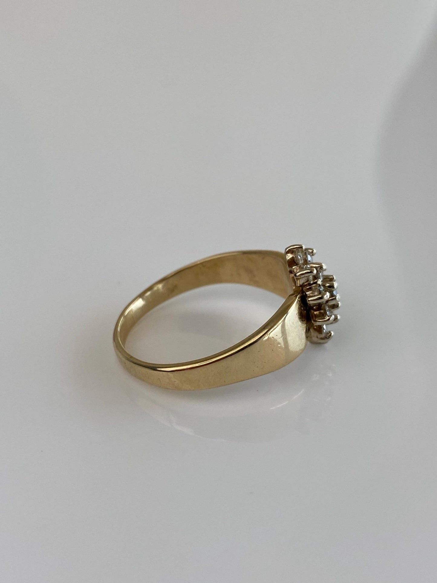 Vintage Solid 14k Yellow Gold Diamond Cluster Ring - Size 9.75