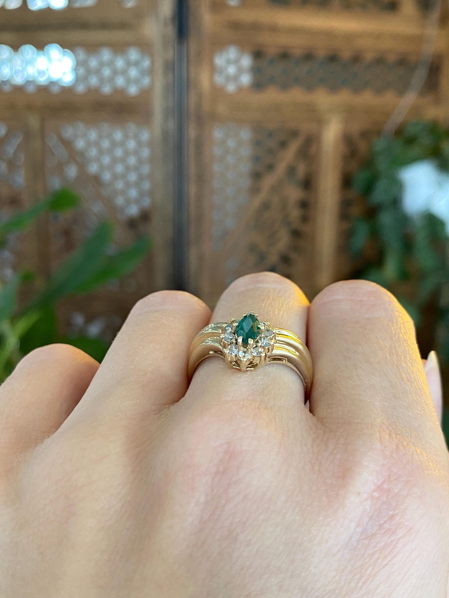 Vintage Solid 14k Yellow Gold Diamond Halo Emerald Designed Chevron Ring - Size 8.25