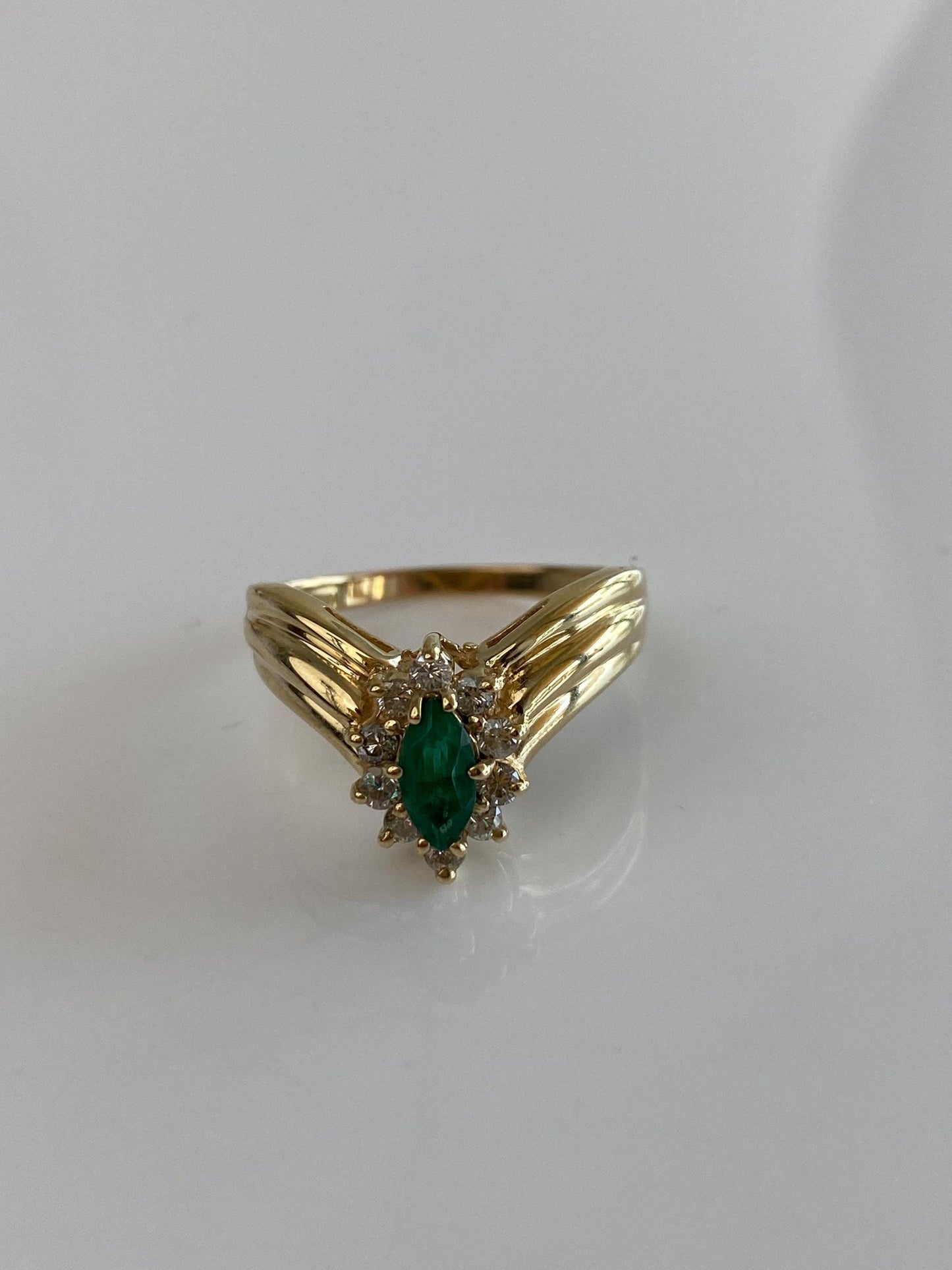 Vintage Solid 14k Yellow Gold Diamond Halo Emerald Designed Chevron Ring - Size 8.25