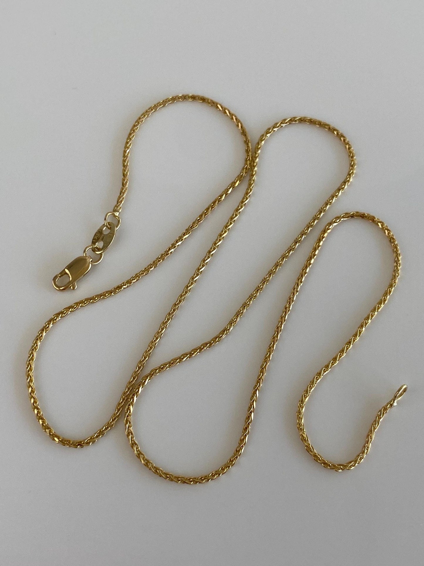 Vintage Solid 14k Yellow Gold Diamond Cut Slim Wheat Chain Necklace - 18 inches