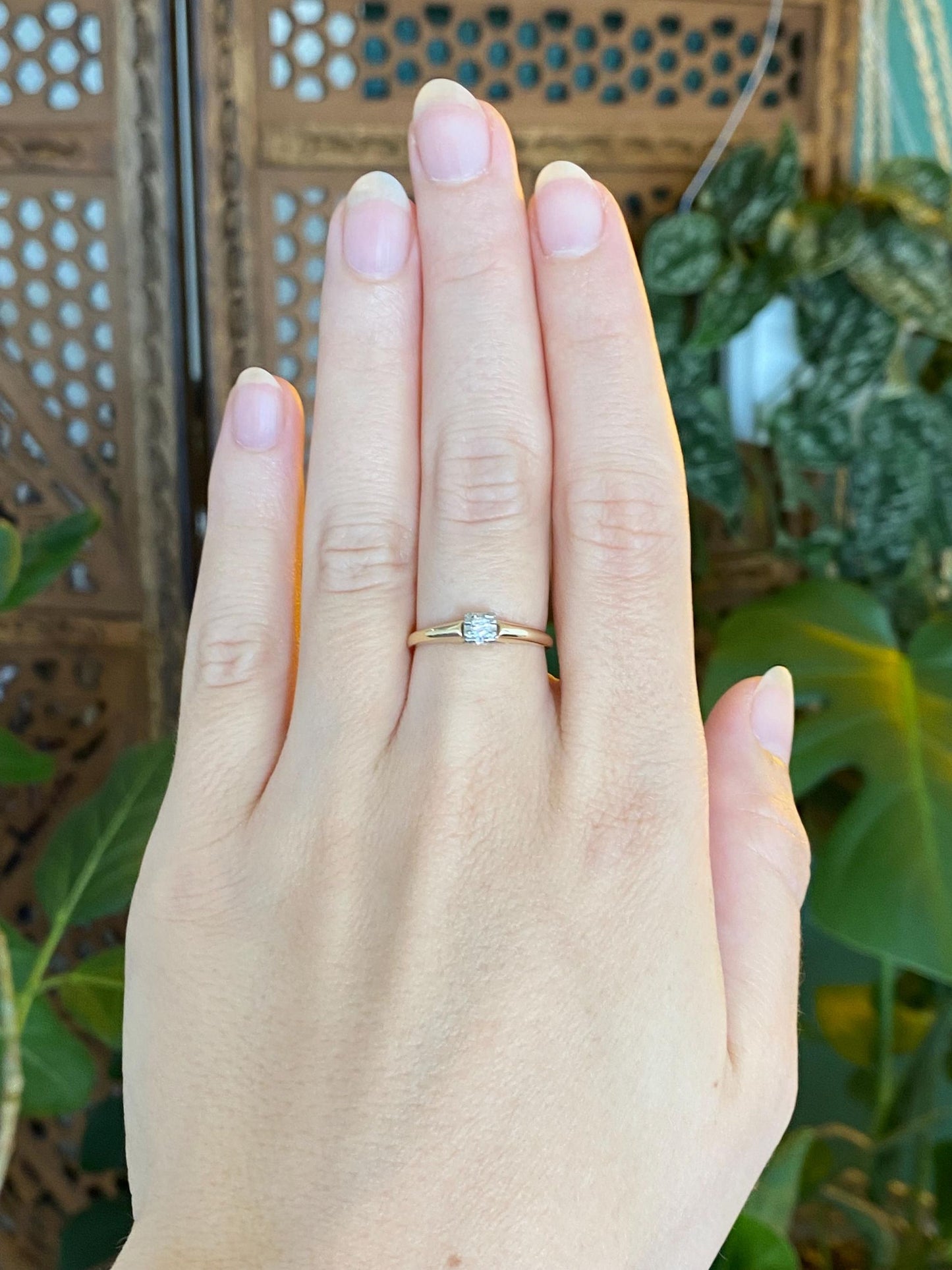 Vintage Solid 14k White & Yellow Gold Diamond Ring - Size 6.5