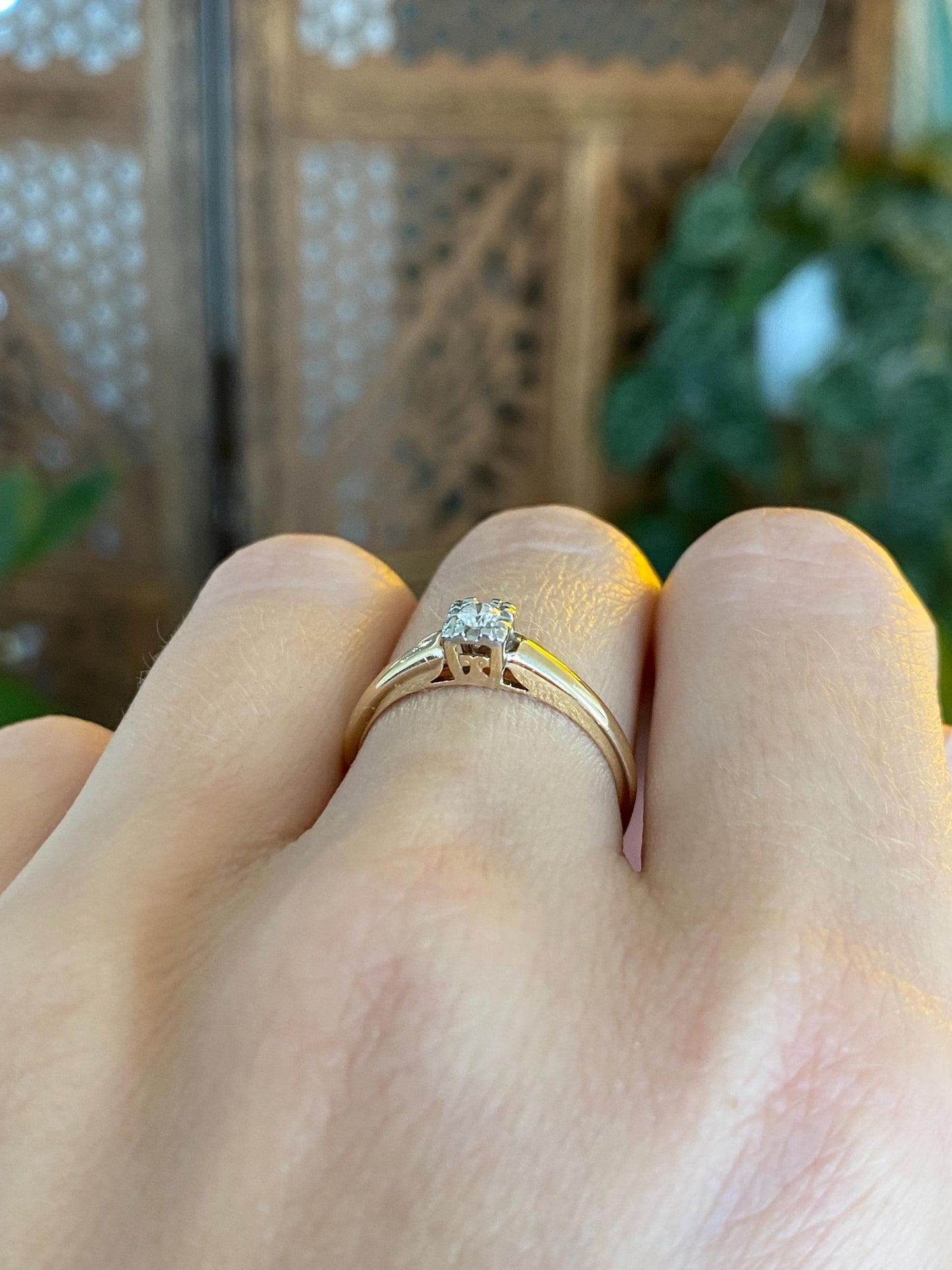 Vintage Solid 14k White & Yellow Gold Diamond Ring - Size 6.5