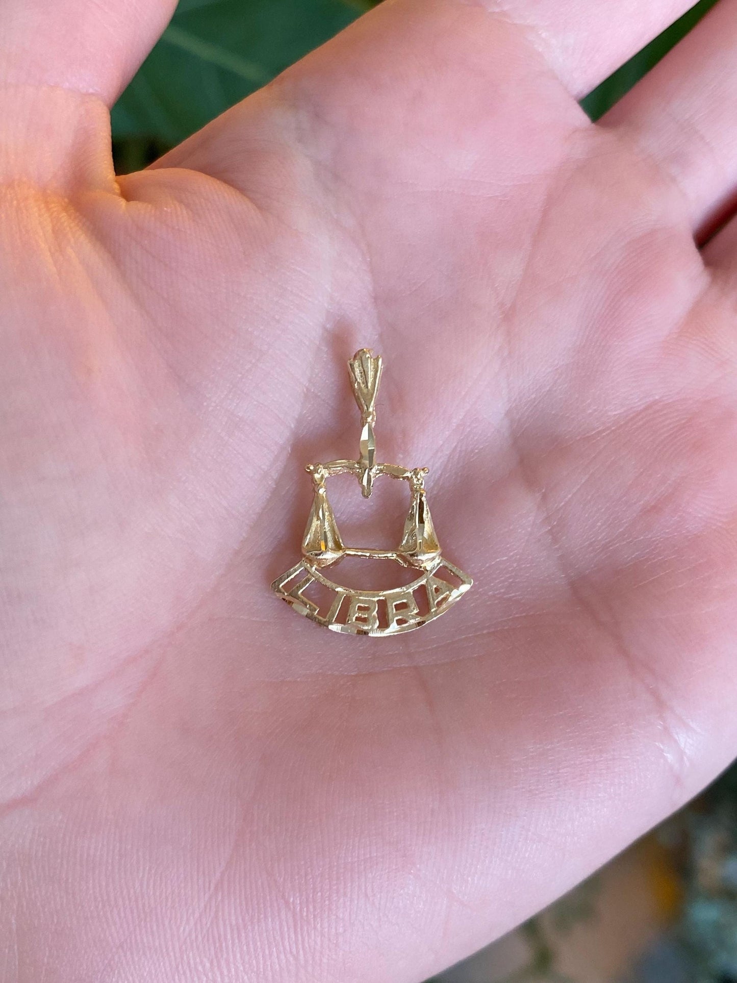 Vintage Solid 10k Yellow Gold Libra Charm