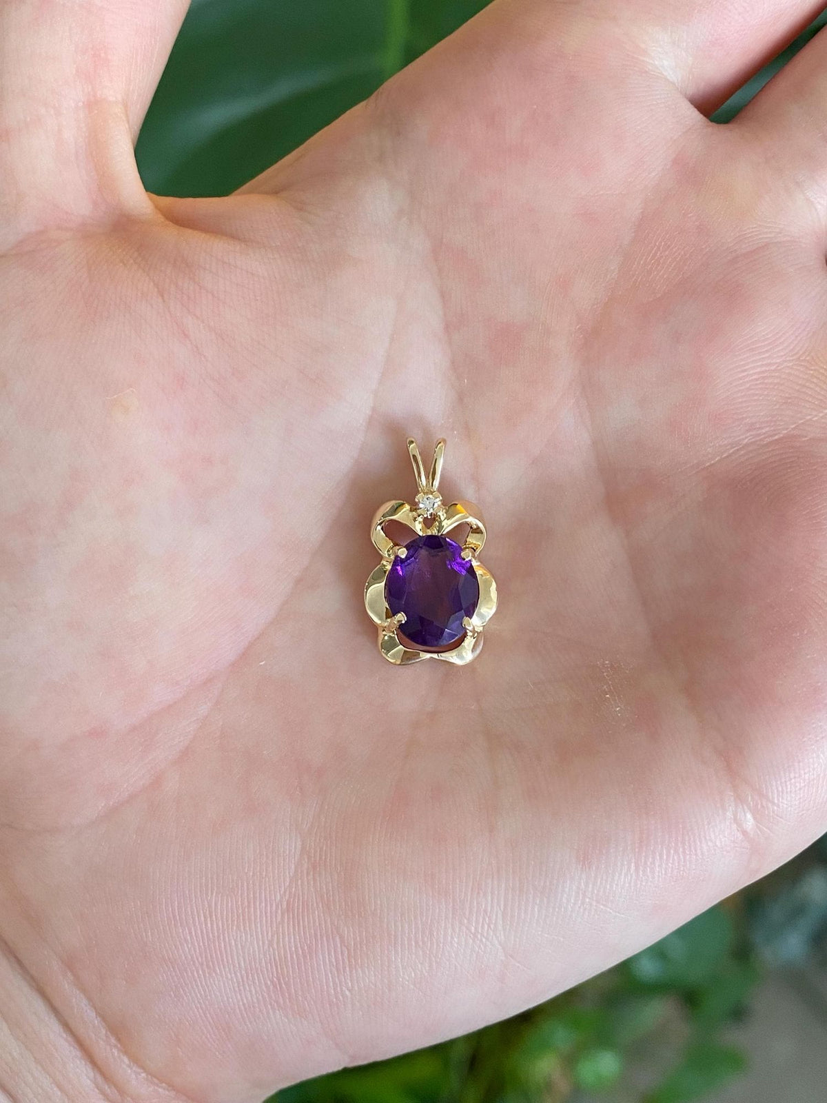 Vintage Solid 14k Yellow Gold Diamond Amethyst Charm