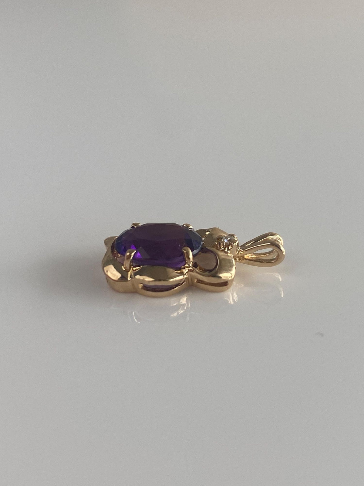 Vintage Solid 14k Yellow Gold Diamond Amethyst Charm