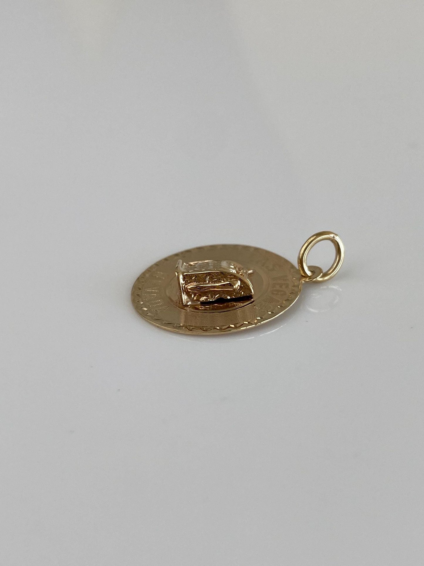 Vintage Solid 14k Yellow Gold Las Vegas Slot Machine Charm
