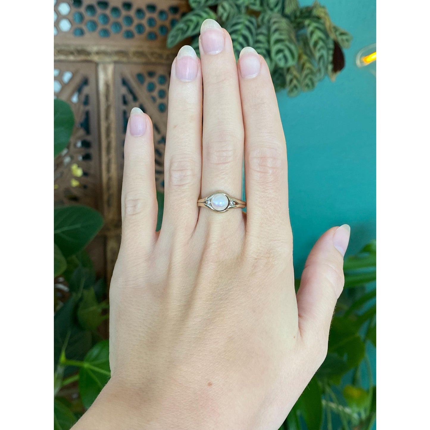 Vintage Solid 18k White Gold Diamond Pearl Ring - Size 7