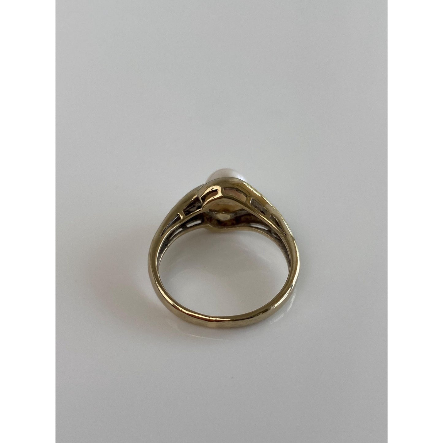 Vintage Solid 18k White Gold Diamond Pearl Ring - Size 7