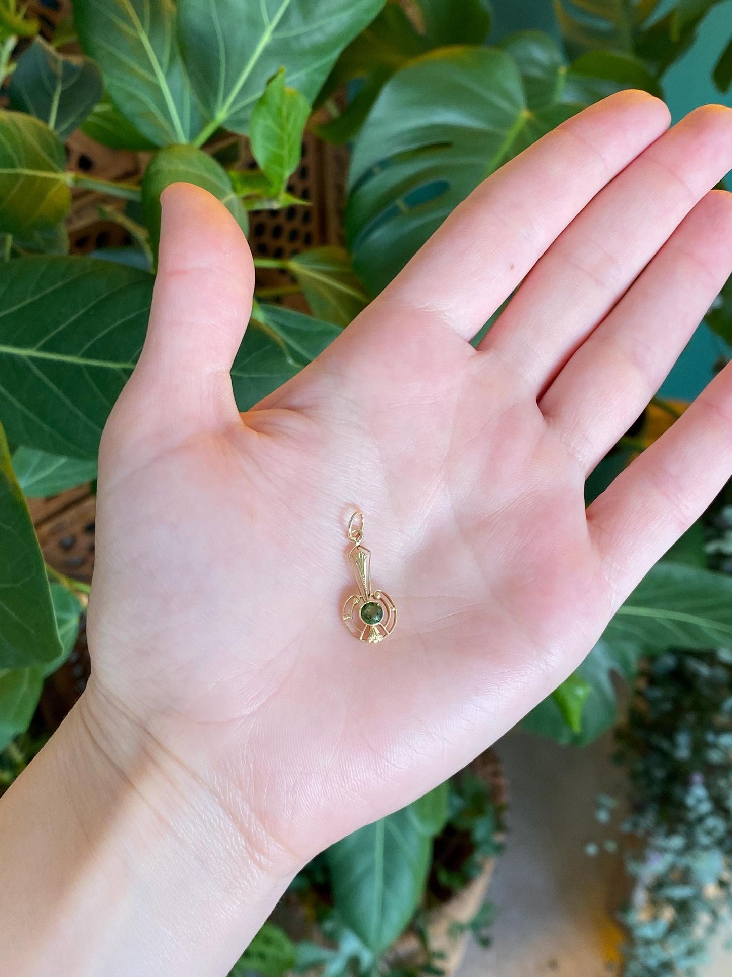 Vintage Solid 14k Yellow Gold Green Tourmaline Stick Pin Charm