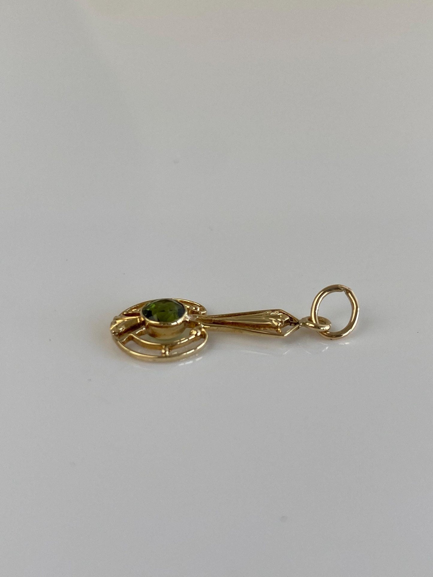 Vintage Solid 14k Yellow Gold Green Tourmaline Stick Pin Charm