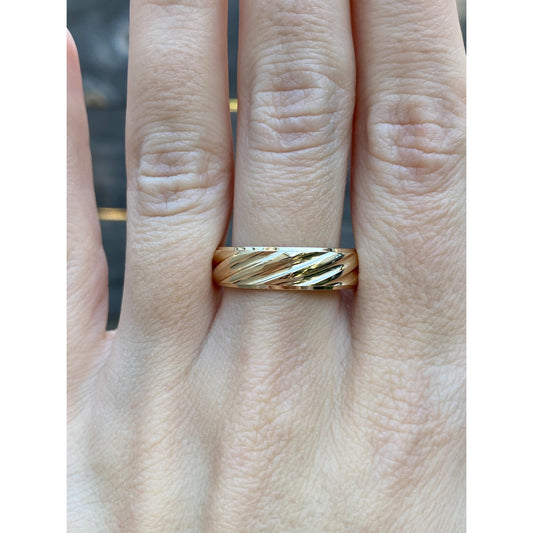 Vintage Solid 14k Yellow Gold Lined Texture Ring Band - Size 10