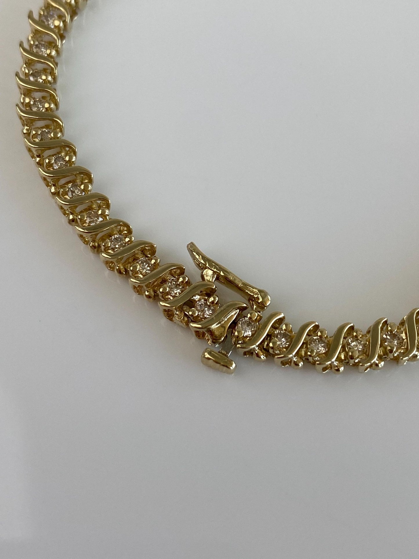 Vintage Solid 14k Yellow Gold Diamond Tennis Bracelet - 7.25 Inches