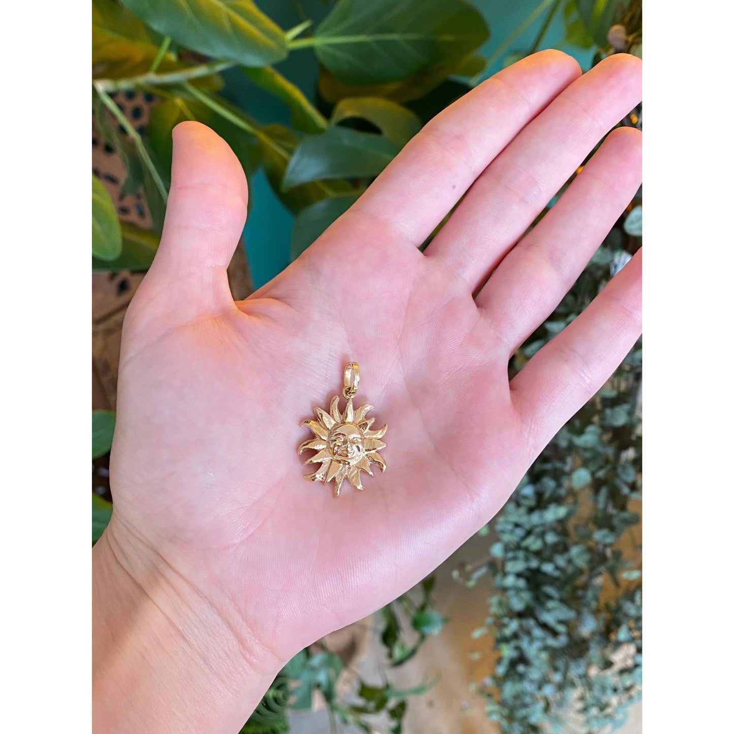 Vintage Solid 14k Yellow Gold Sun Face Charm