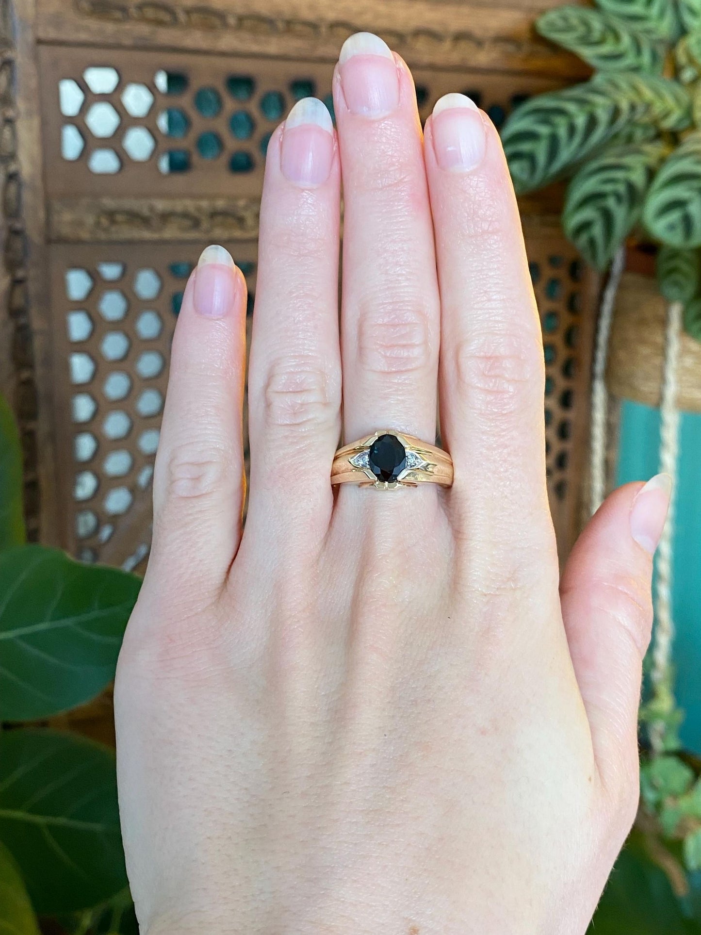 Vintage Solid 14k Yellow Gold Diamond Blue Sapphire Ring - Size 9.75