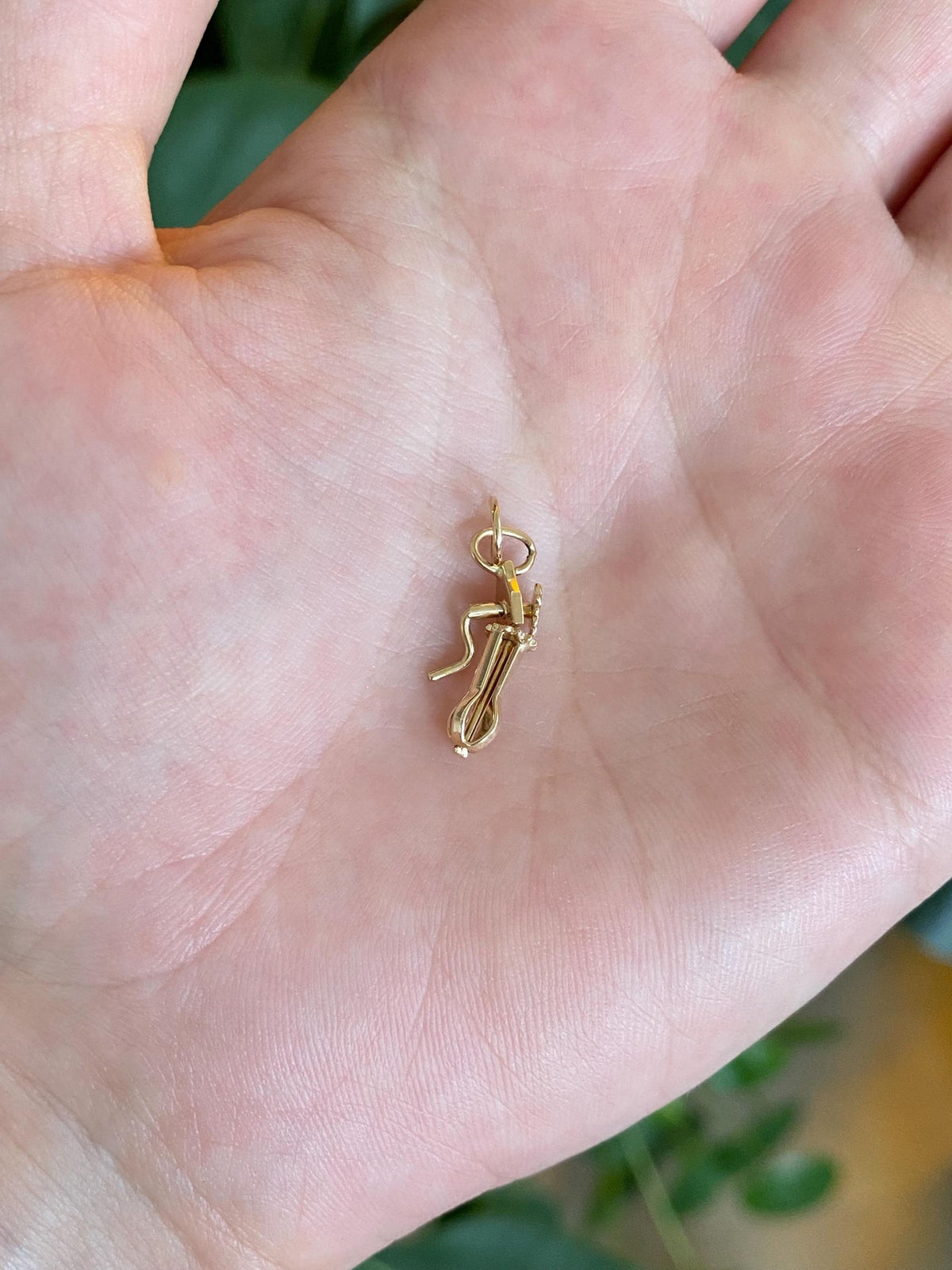 Vintage Solid 14k Yellow Gold Articulated Manual Mixer Charm