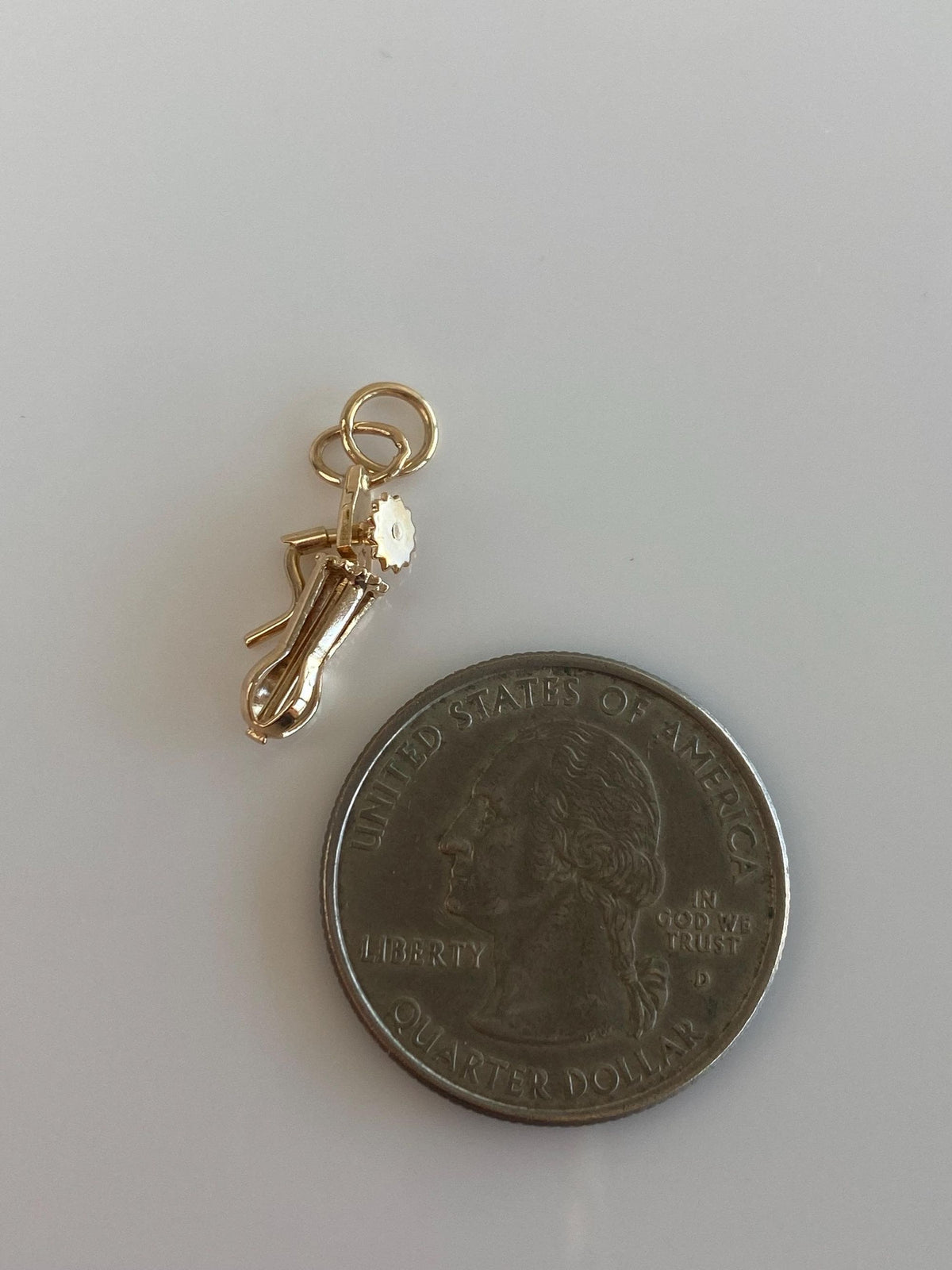 Vintage Solid 14k Yellow Gold Articulated Manual Mixer Charm
