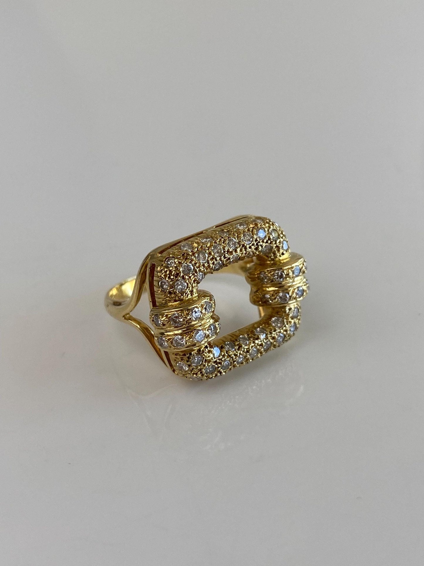 Vintage Solid 18k Yellow Gold Diamonds Buckle Ring - Size 7.25