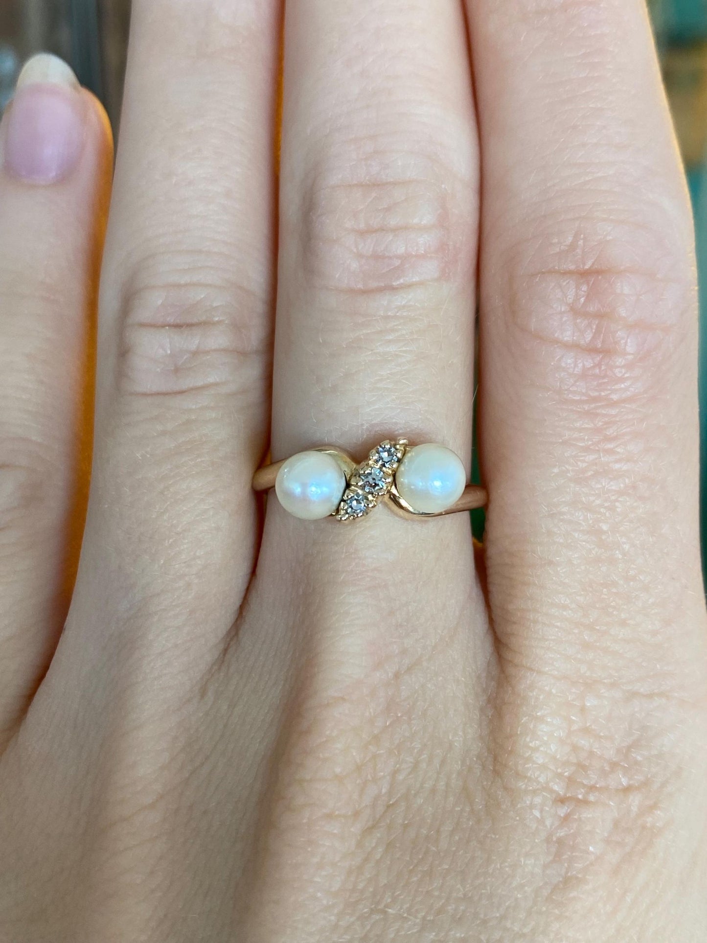 Vintage Solid 14k Yellow Gold Diamond Pearls Ring - Size 7