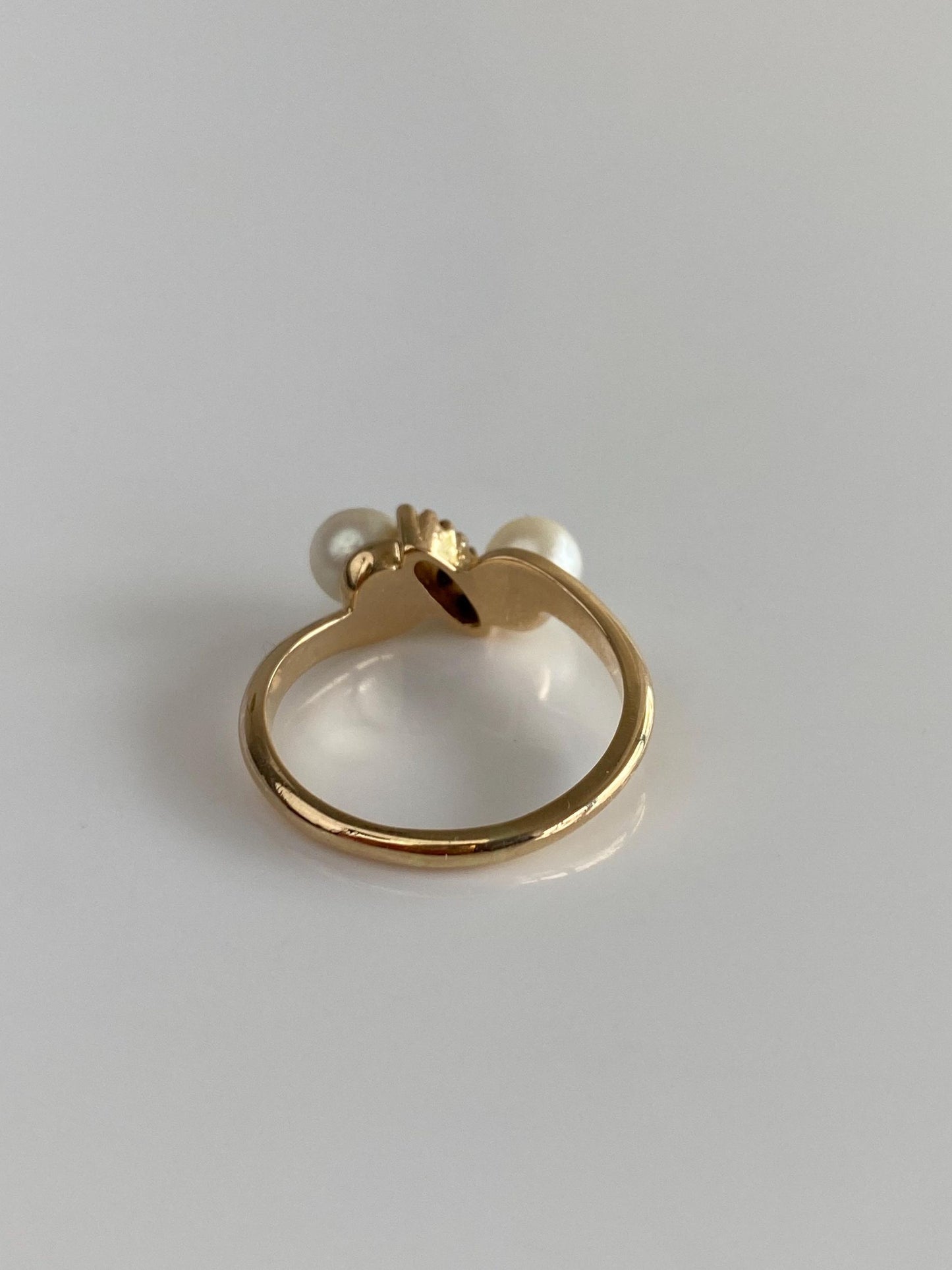Vintage Solid 14k Yellow Gold Diamond Pearls Ring - Size 7