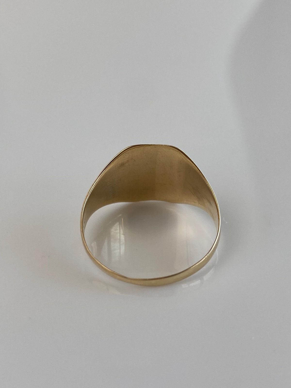 Vintage Solid 10k Yellow Gold Design Signet Ring - Size 9