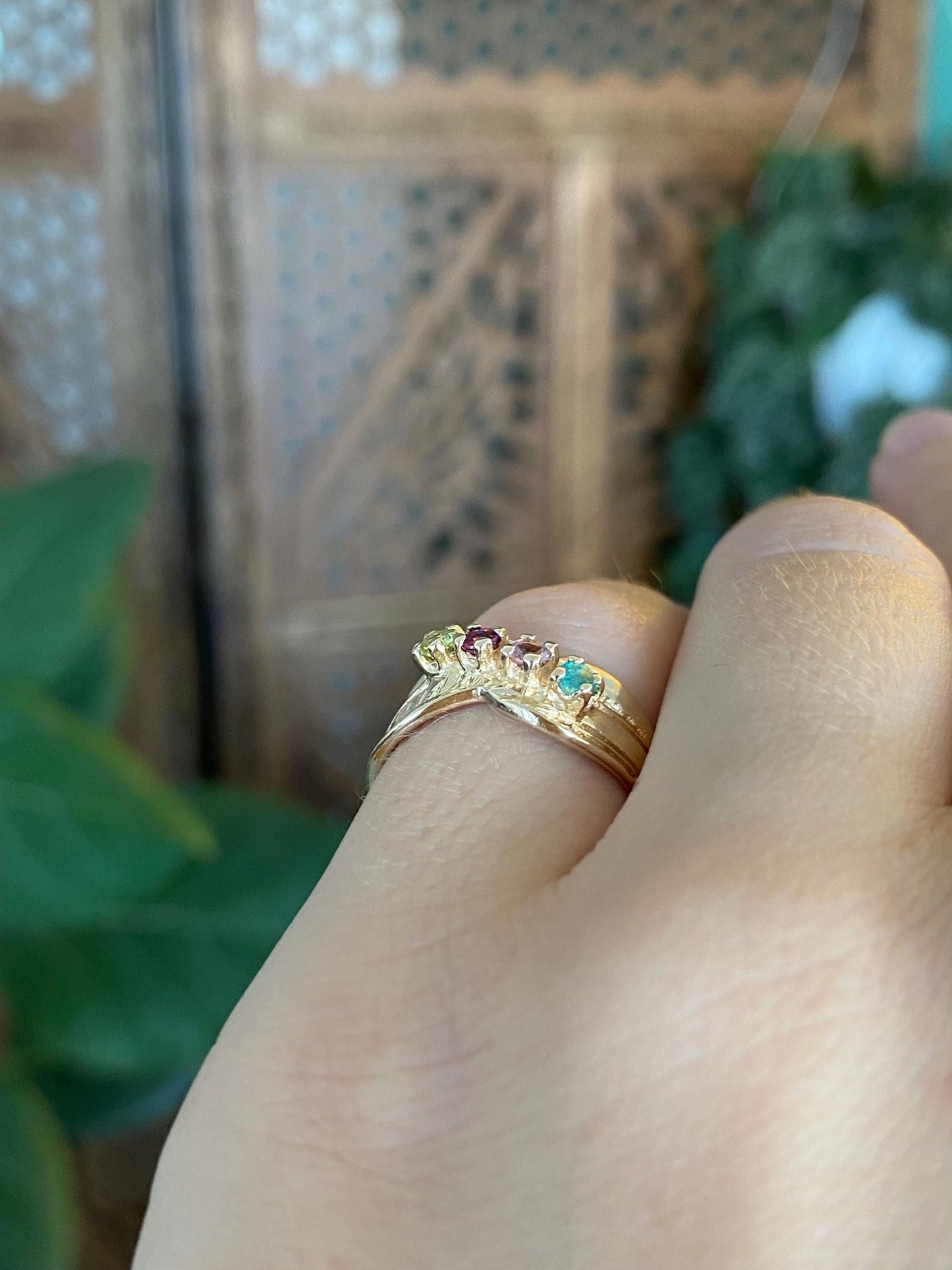 Vintage Solid 14k Yellow Gold Ruby Emerald Peridot Pink Tourmaline Ring Band - Size 5.25