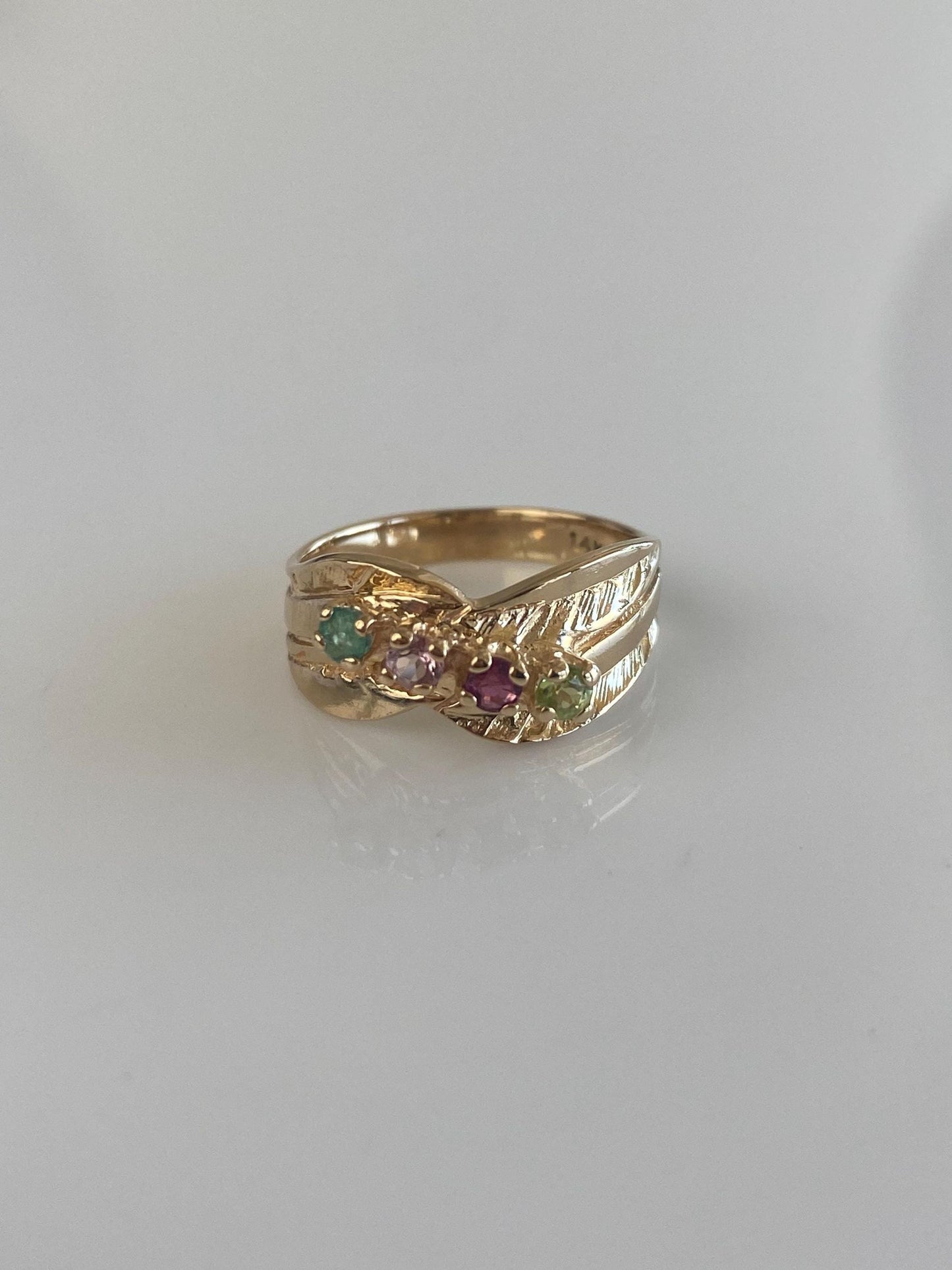 Vintage Solid 14k Yellow Gold Ruby Emerald Peridot Pink Tourmaline Ring Band - Size 5.25