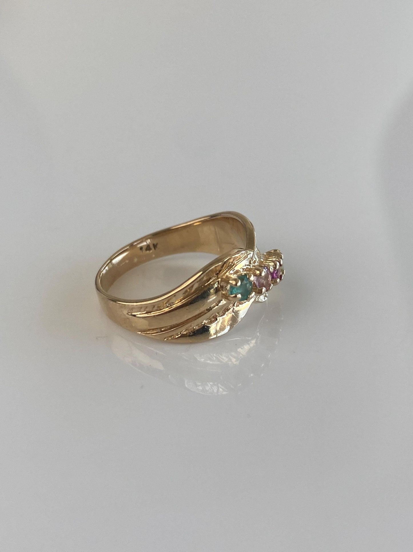 Vintage Solid 14k Yellow Gold Ruby Emerald Peridot Pink Tourmaline Ring Band - Size 5.25