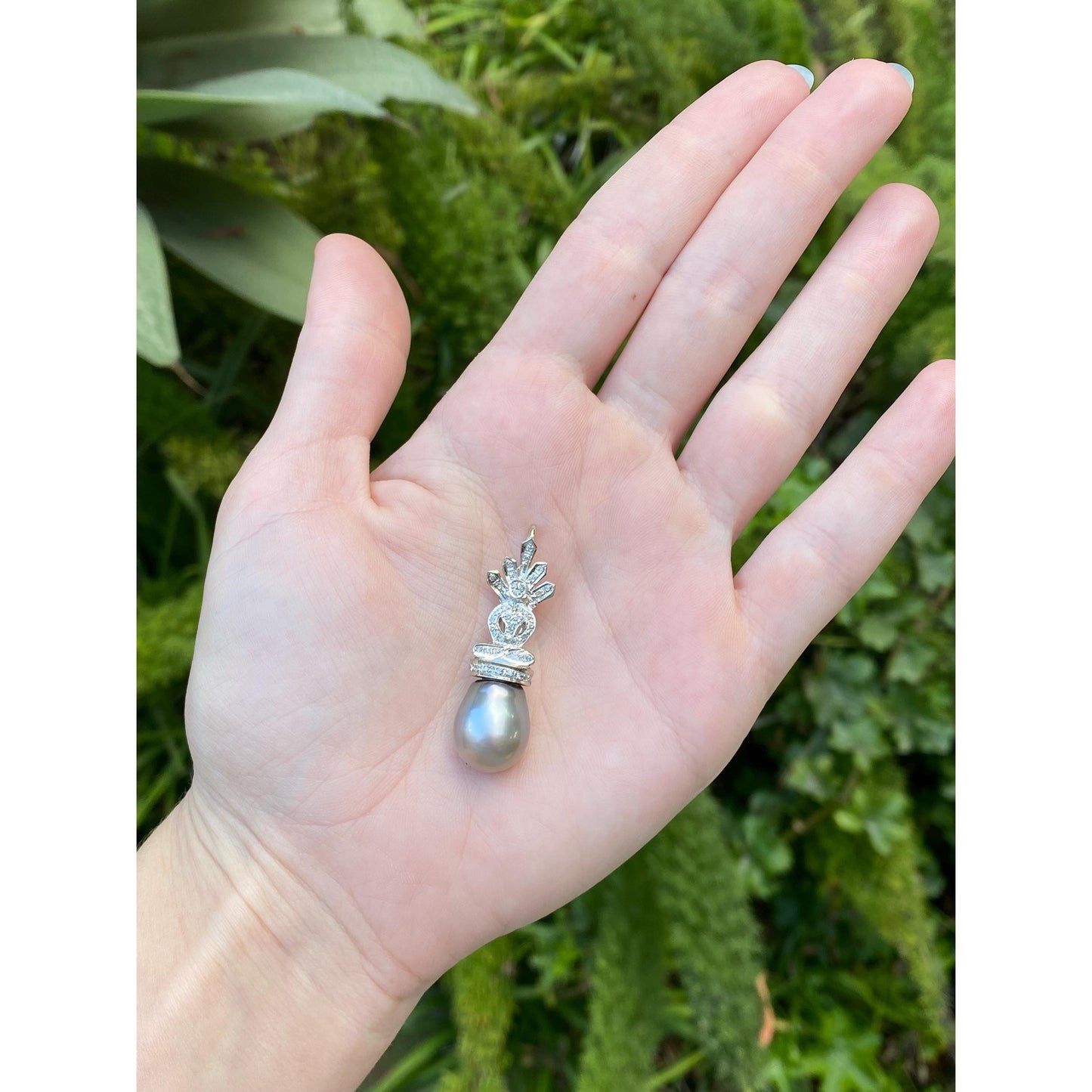 Vintage Solid 14k White Gold Diamond Buddah Peacock Pearl Charm