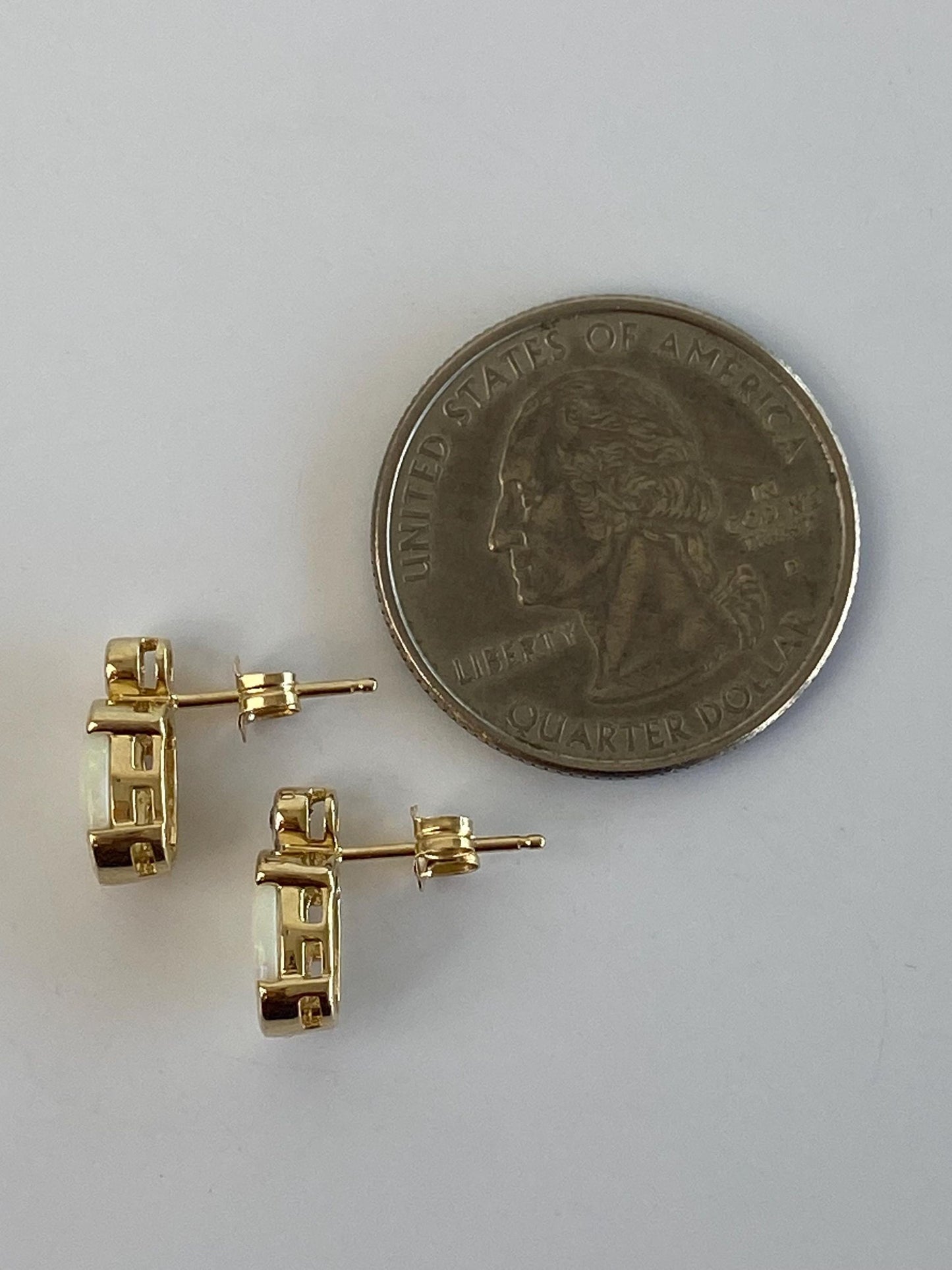 Vintage Solid 14k Yellow Gold Opal Diamond Stud Earrings