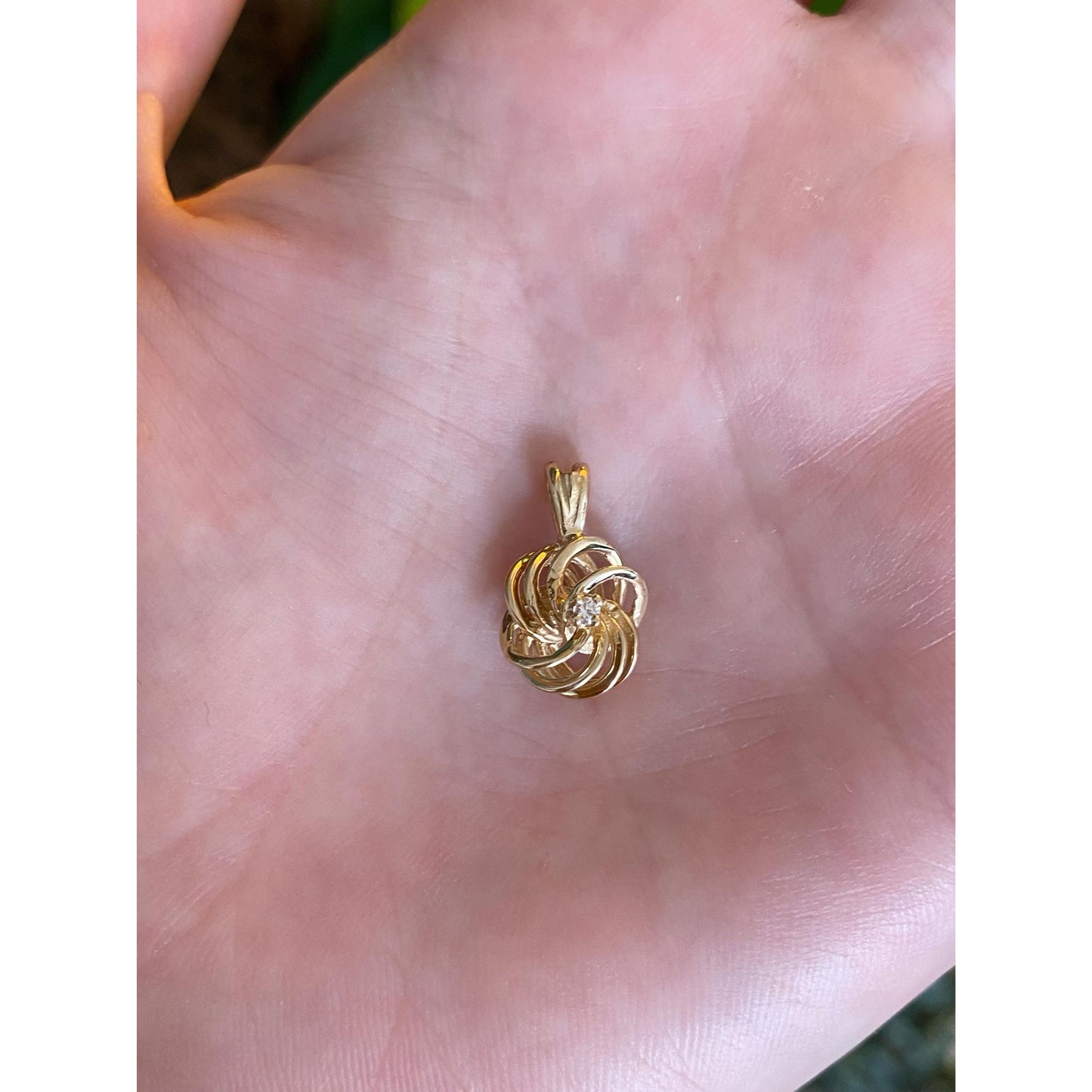 Vintage Solid 14k Yellow Gold Diamond Knot Charm