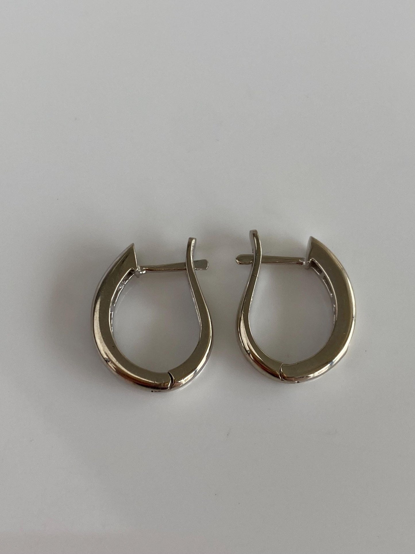 Vintage Solid 14k White Gold Diamond Drop Earrings