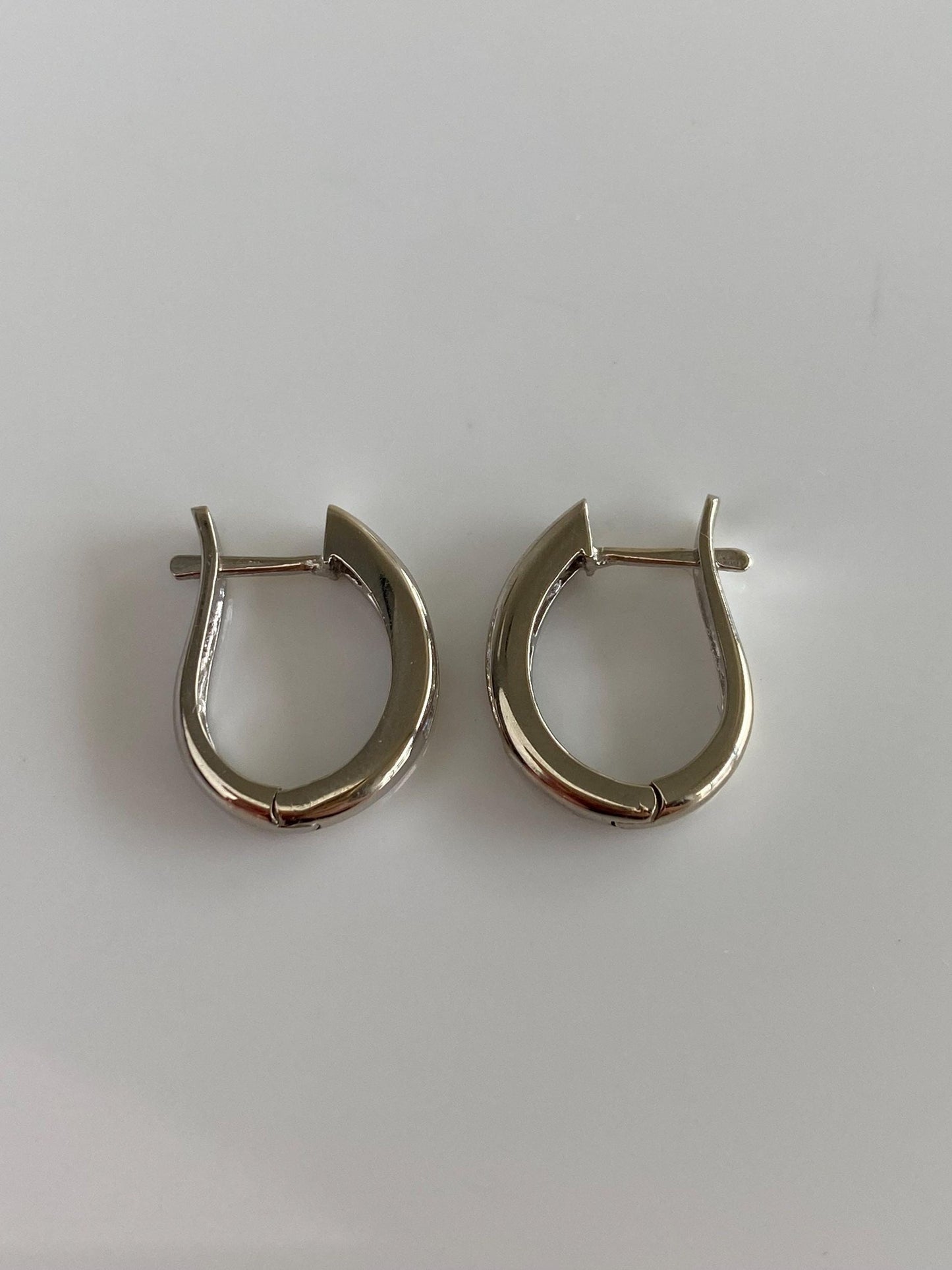 Vintage Solid 14k White Gold Diamond Drop Earrings