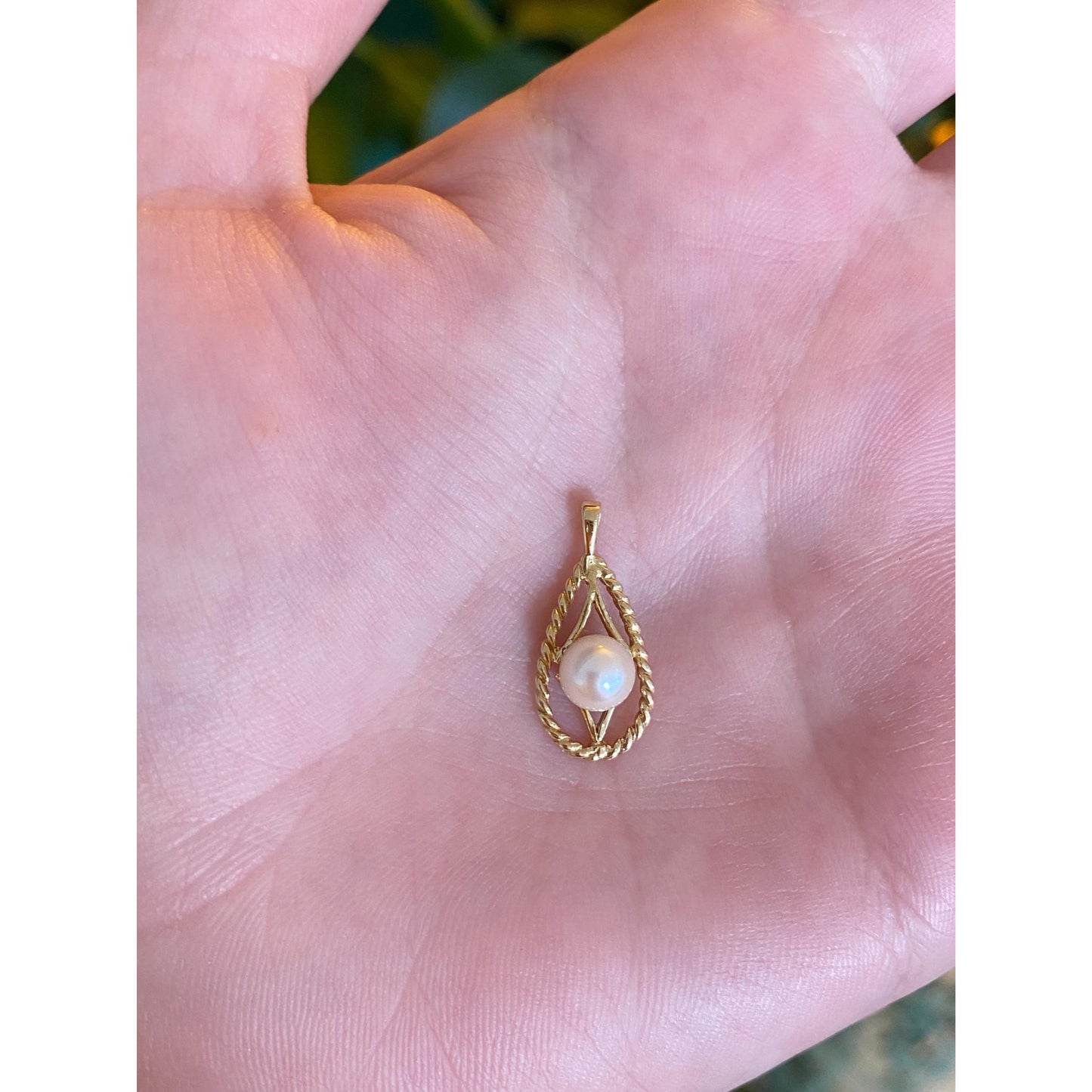 Vintage Solid 14k Yellow Gold Pearl Teardrop Charm