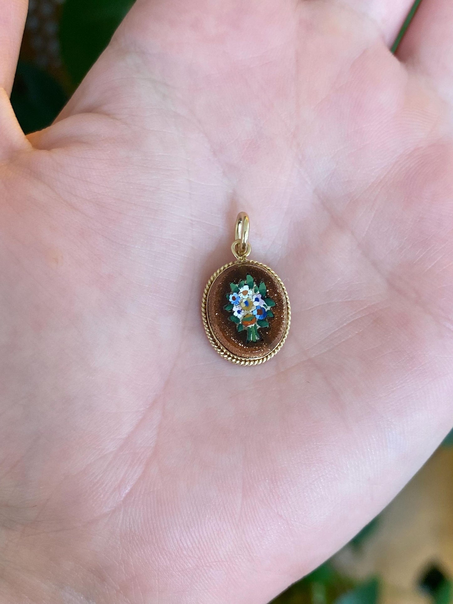 Vintage Solid 10k Yellow Gold Sunstone Mosaic Floral Bouquet Cufflink Charm