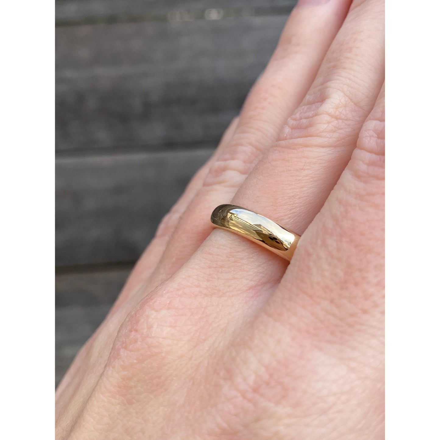 Vintage Solid 14k Yellow Gold Ring Band - Size 10.25