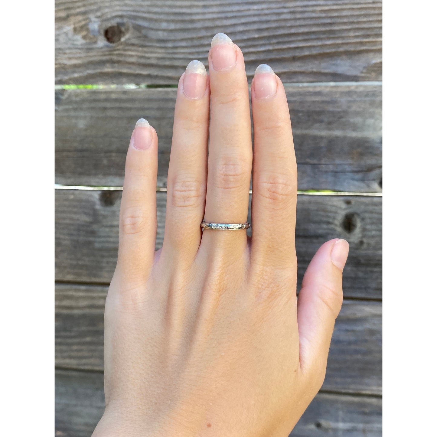 Vintage Solid 18k White Gold Designed Ring Band - Size 6.5