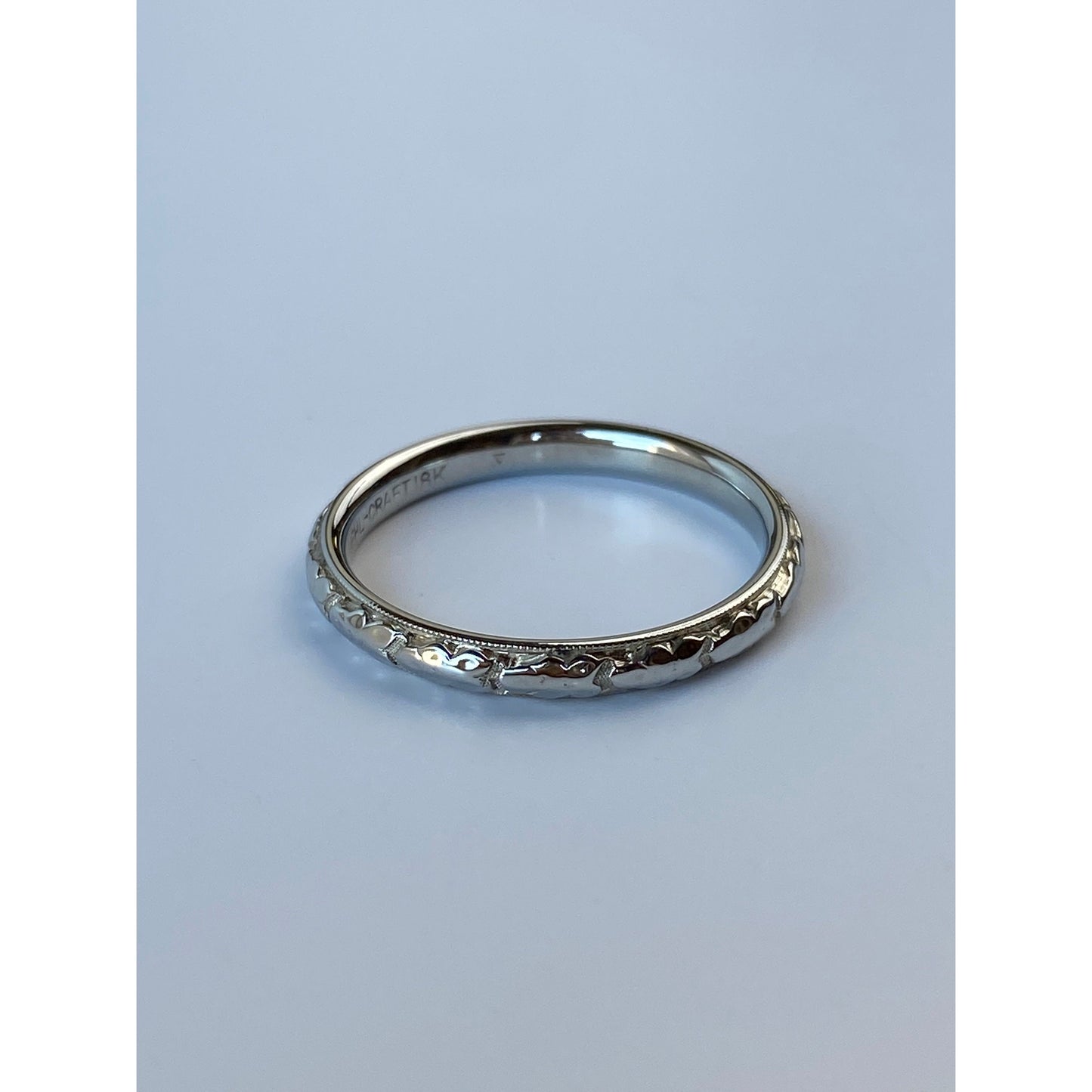 Vintage Solid 18k White Gold Designed Ring Band - Size 6.5