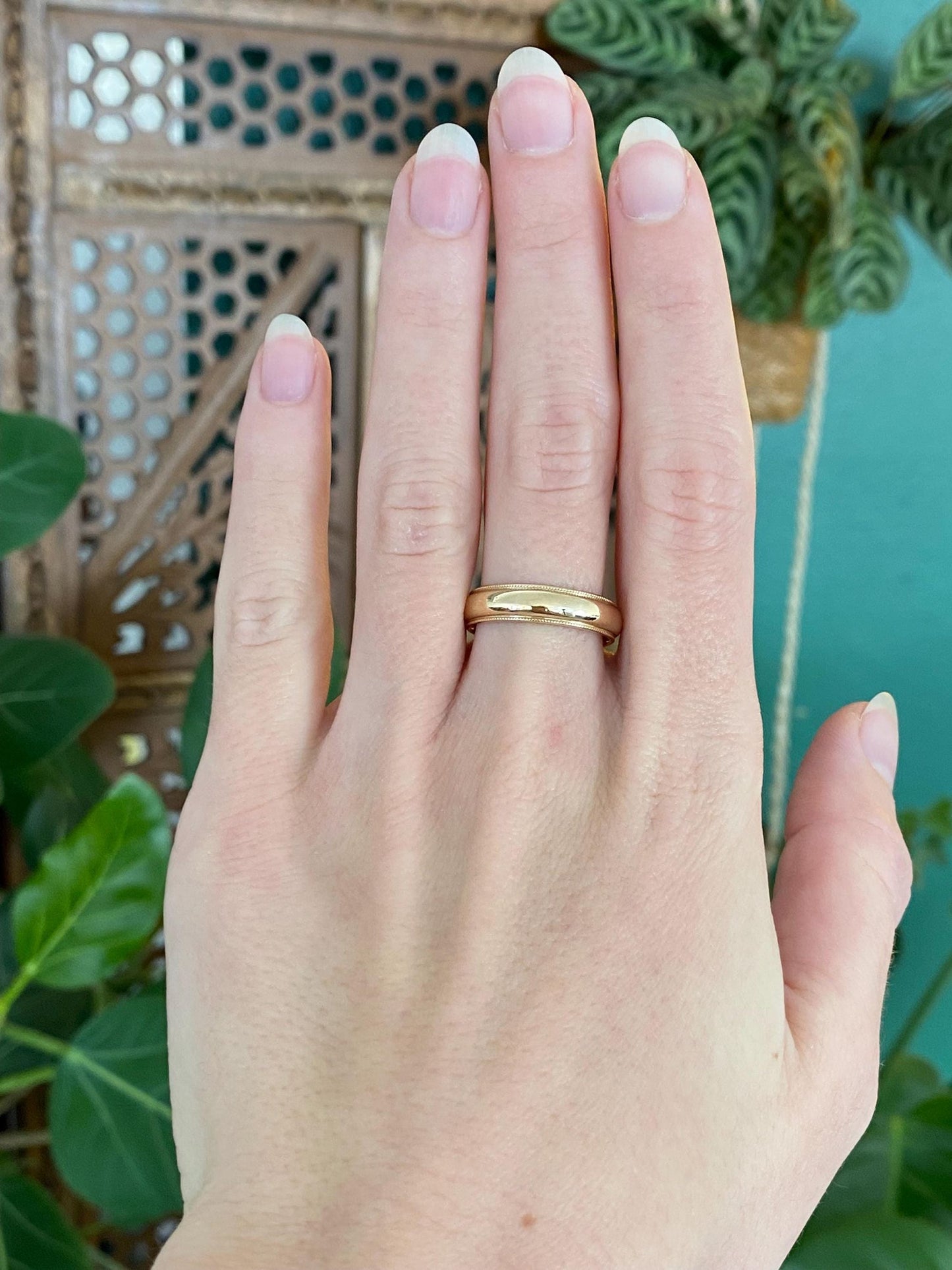 Vintage Solid 14k Yellow Gold Miligrain Ring Band - Size 8