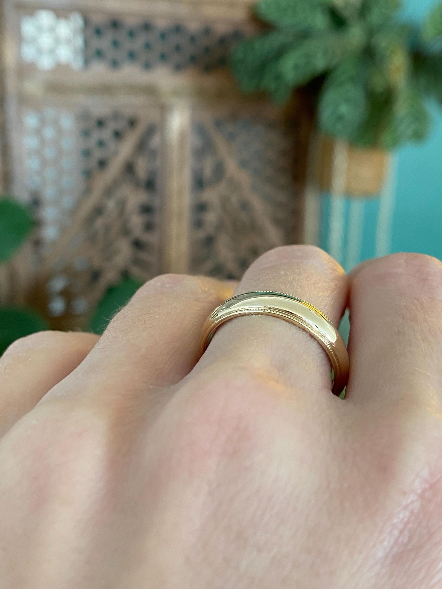 Vintage Solid 14k Yellow Gold Miligrain Ring Band - Size 8