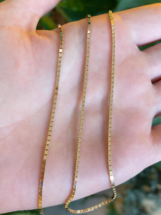 Vintage Solid 14k Yellow Gold Chunky Box Chain Necklace - 20 inches