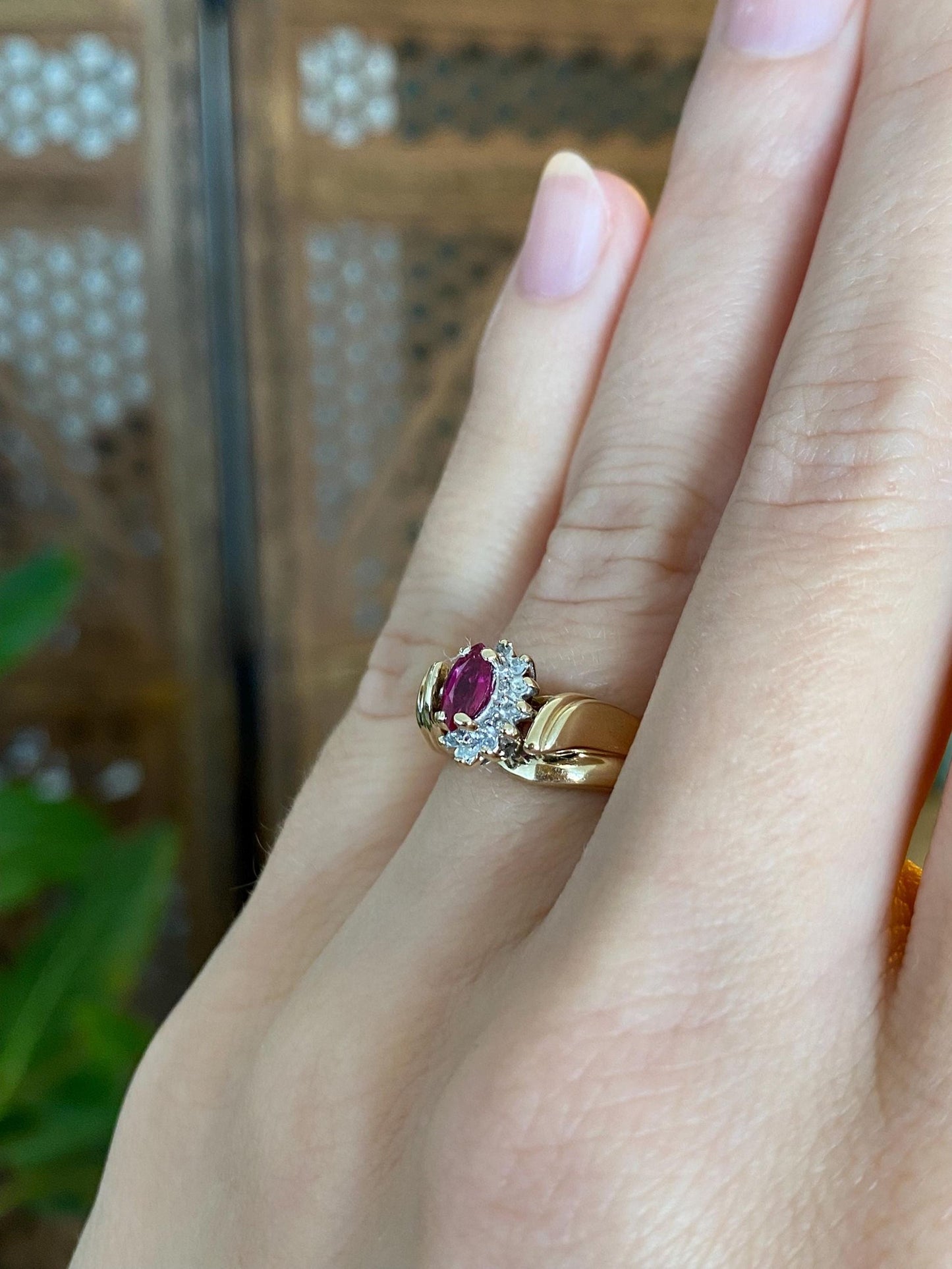 Vintage Solid 10k Yellow Gold Diamond Halo Marquis Pink Sapphire Ring - Size 5.25