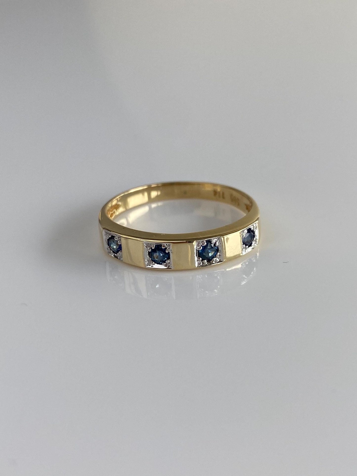 Vintage Solid 14k White & Yellow Gold Blue Sapphire Ring Band - Size 10