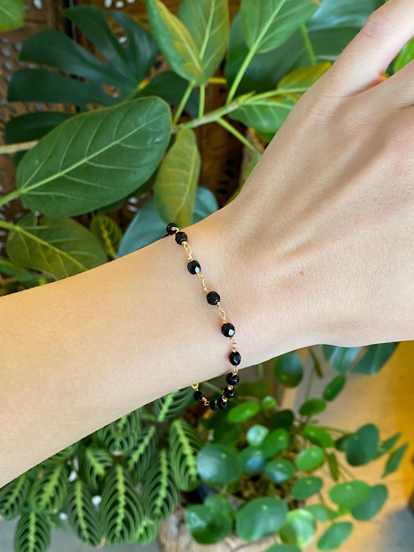 Vintage Solid 10k Yellow Gold Onyx Wire Wrapped Bracelet - 7.75 inches