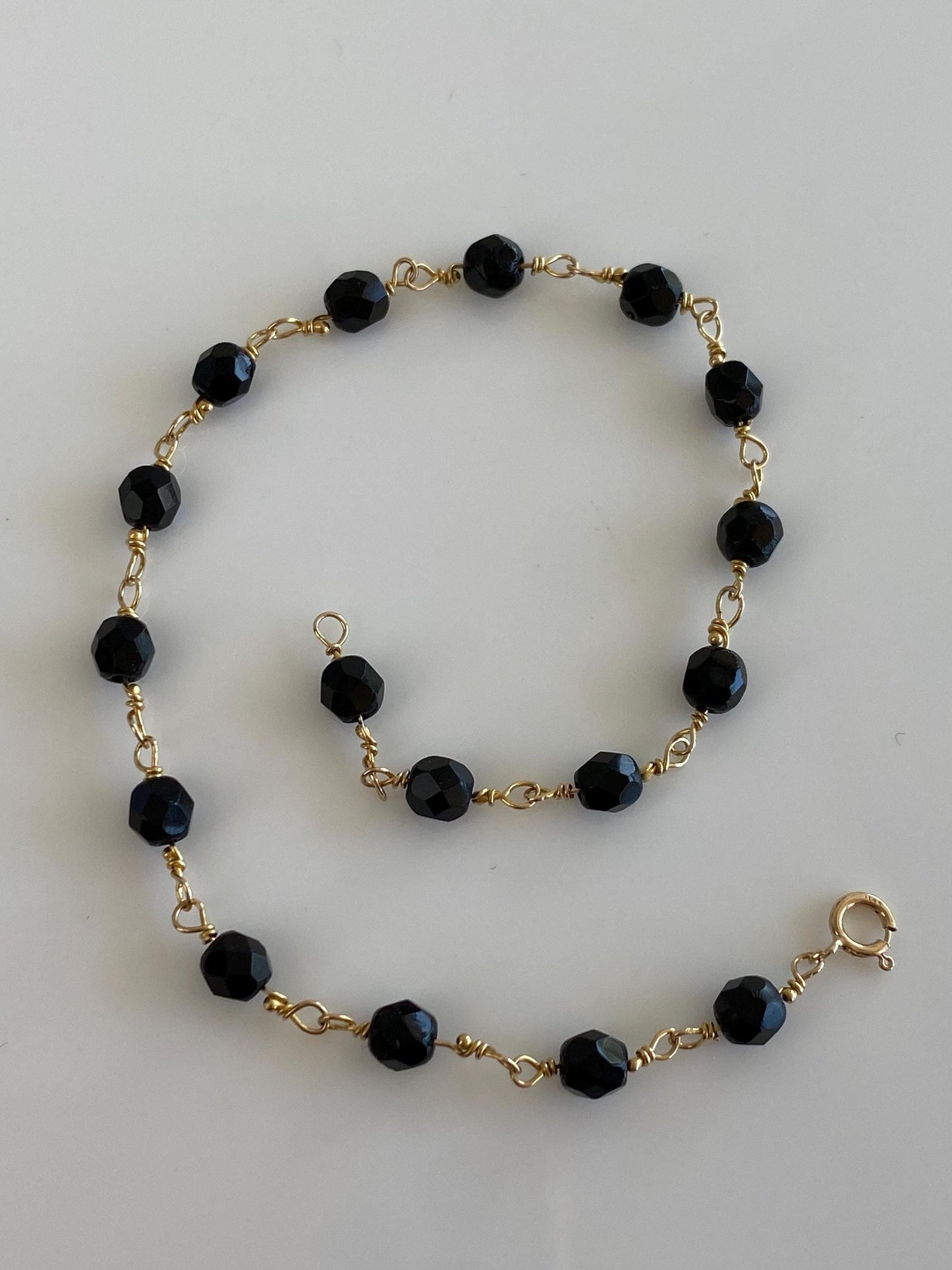 Vintage Solid 10k Yellow Gold Onyx Wire Wrapped Bracelet - 7.75 inches