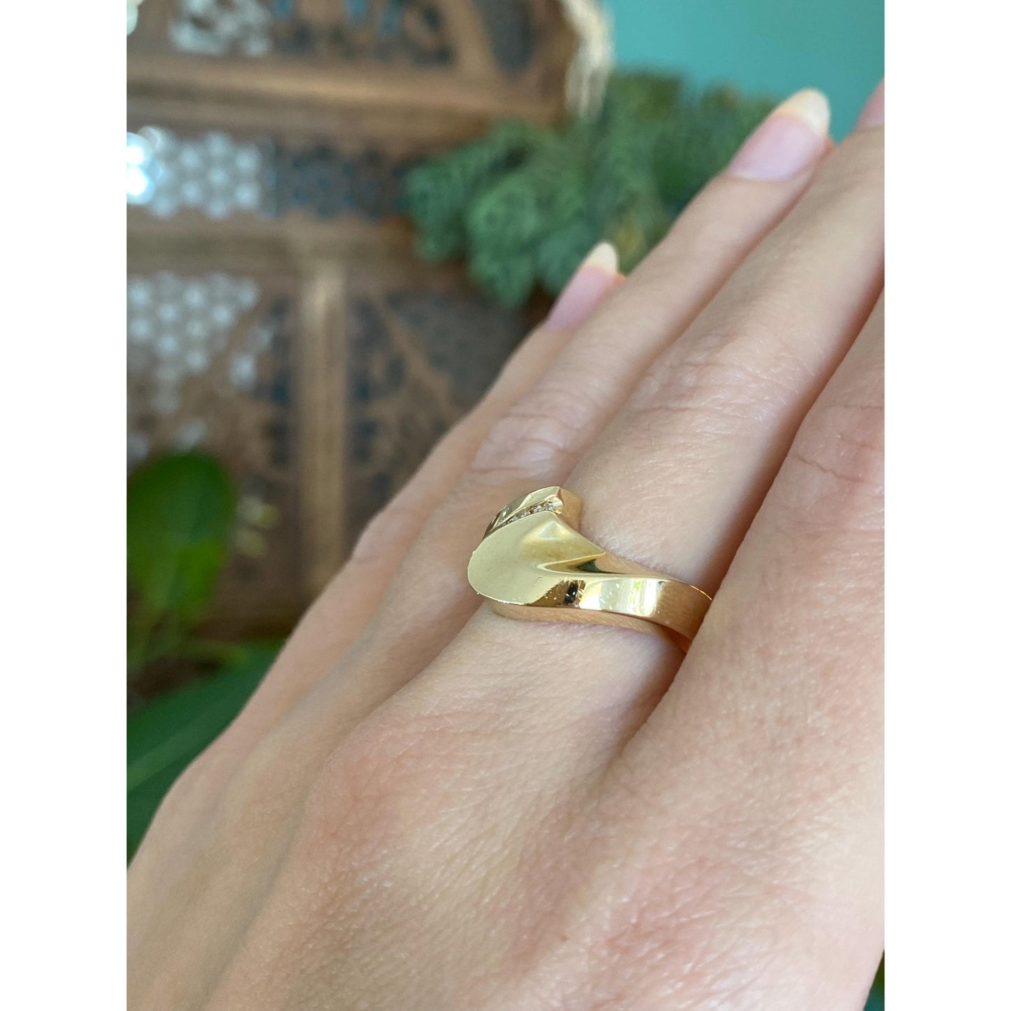 Vintage Solid 14k Yellow Gold Diamond Twist Ring - Size 6.75