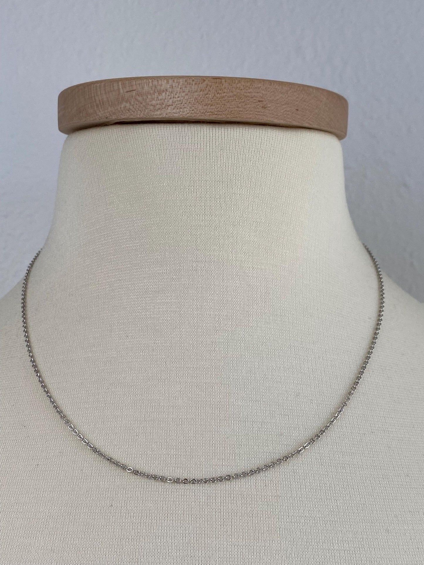 Vintage Solid 14k White Gold Cable Chain Necklace - 18.25 inches