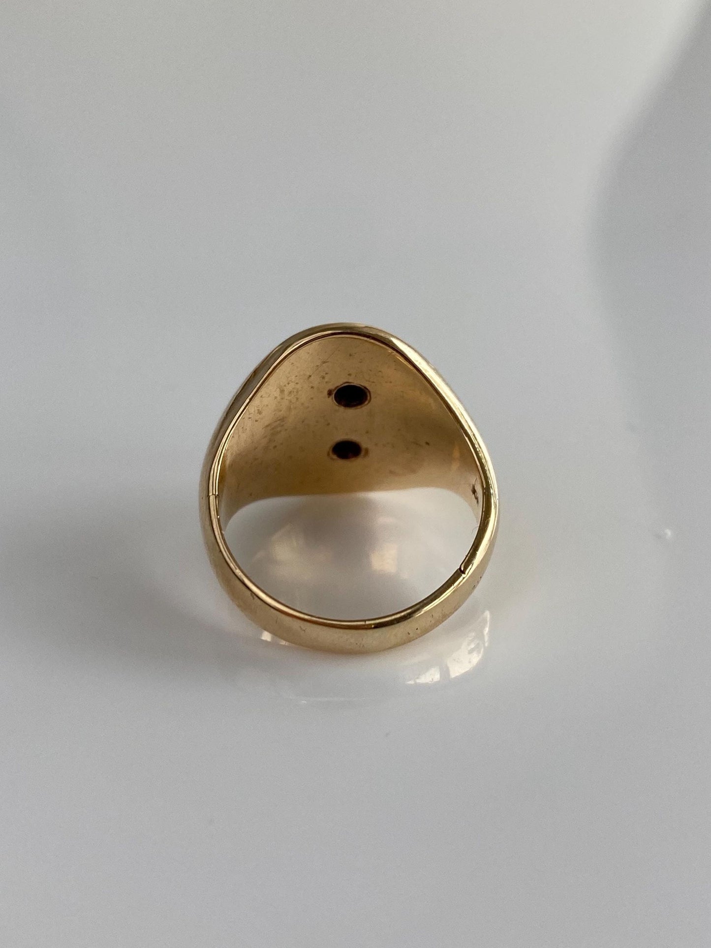 Vintage Solid 14k Yellow Gold Engine Turned Freemason Signet Ring - Size 5.25